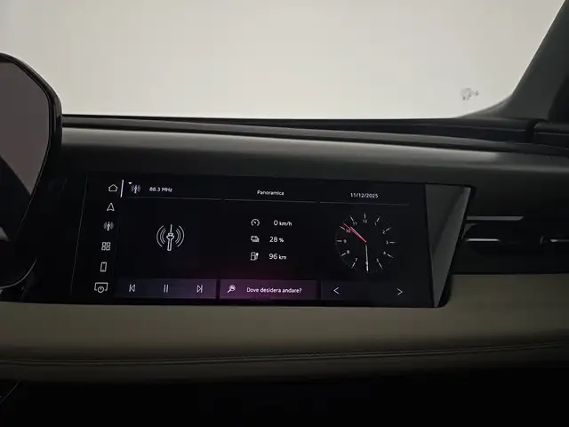 Audi Q6 view 15