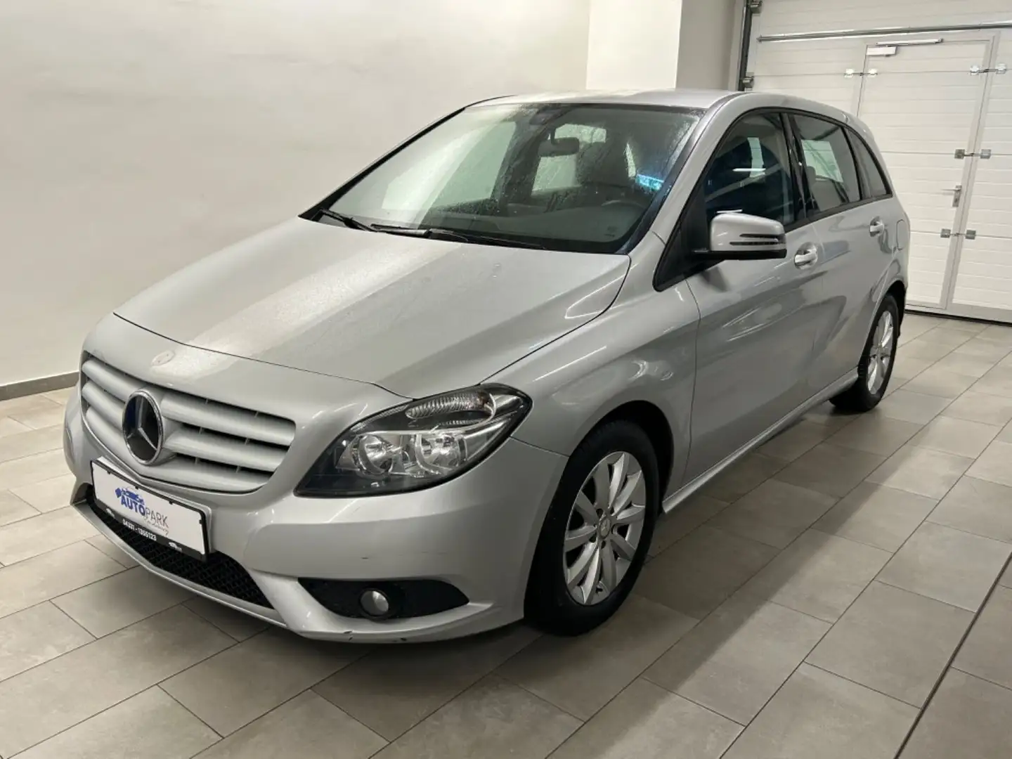 Mercedes-Benz B 180 CDI Argent - 1