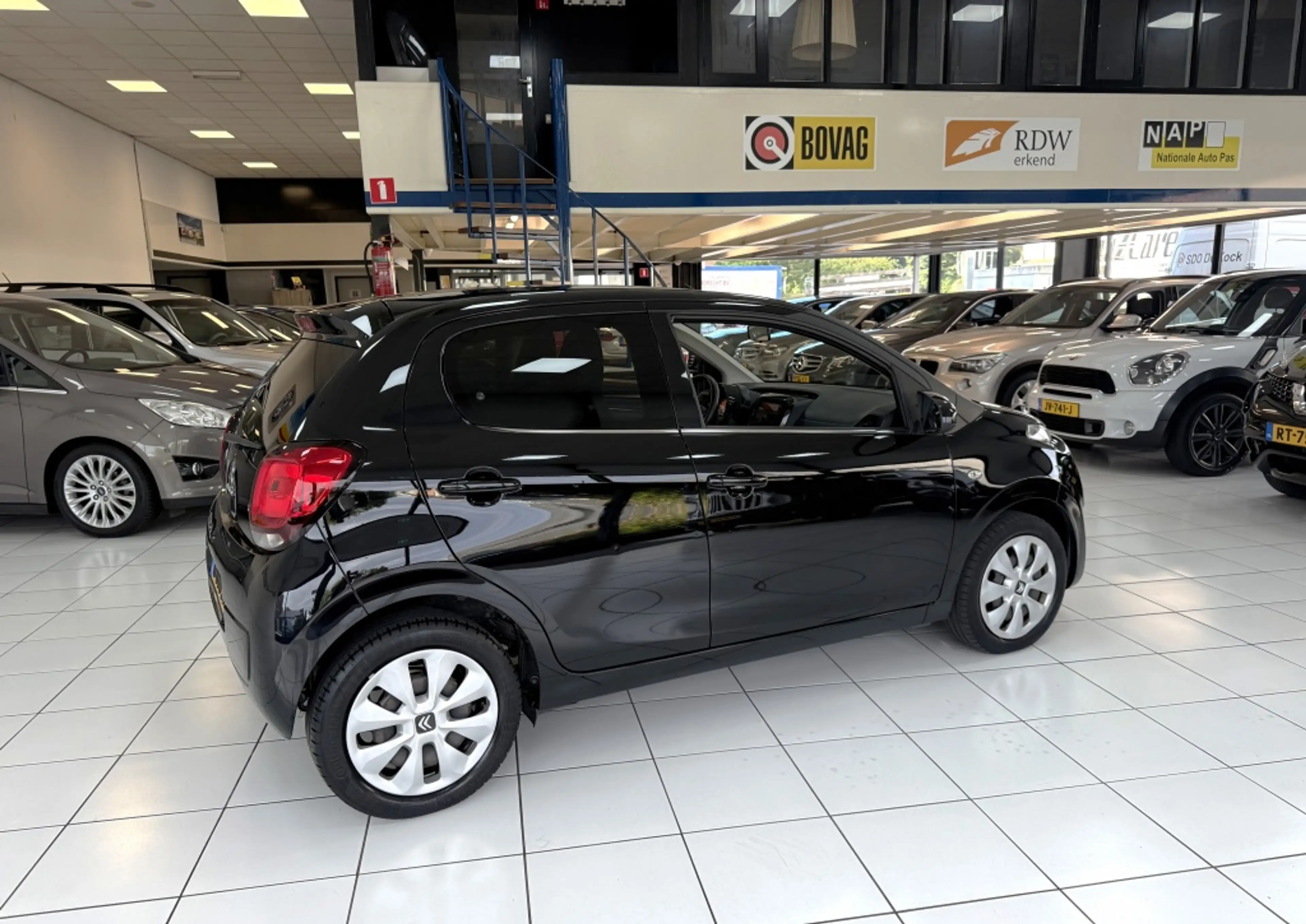 Citroen C1 1.0 VTi Feel Airco — photo 15