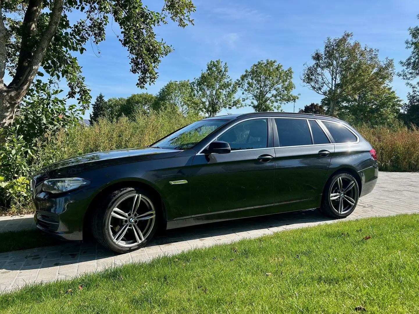 BMW 518 518d Touring Aut. Gri - 1