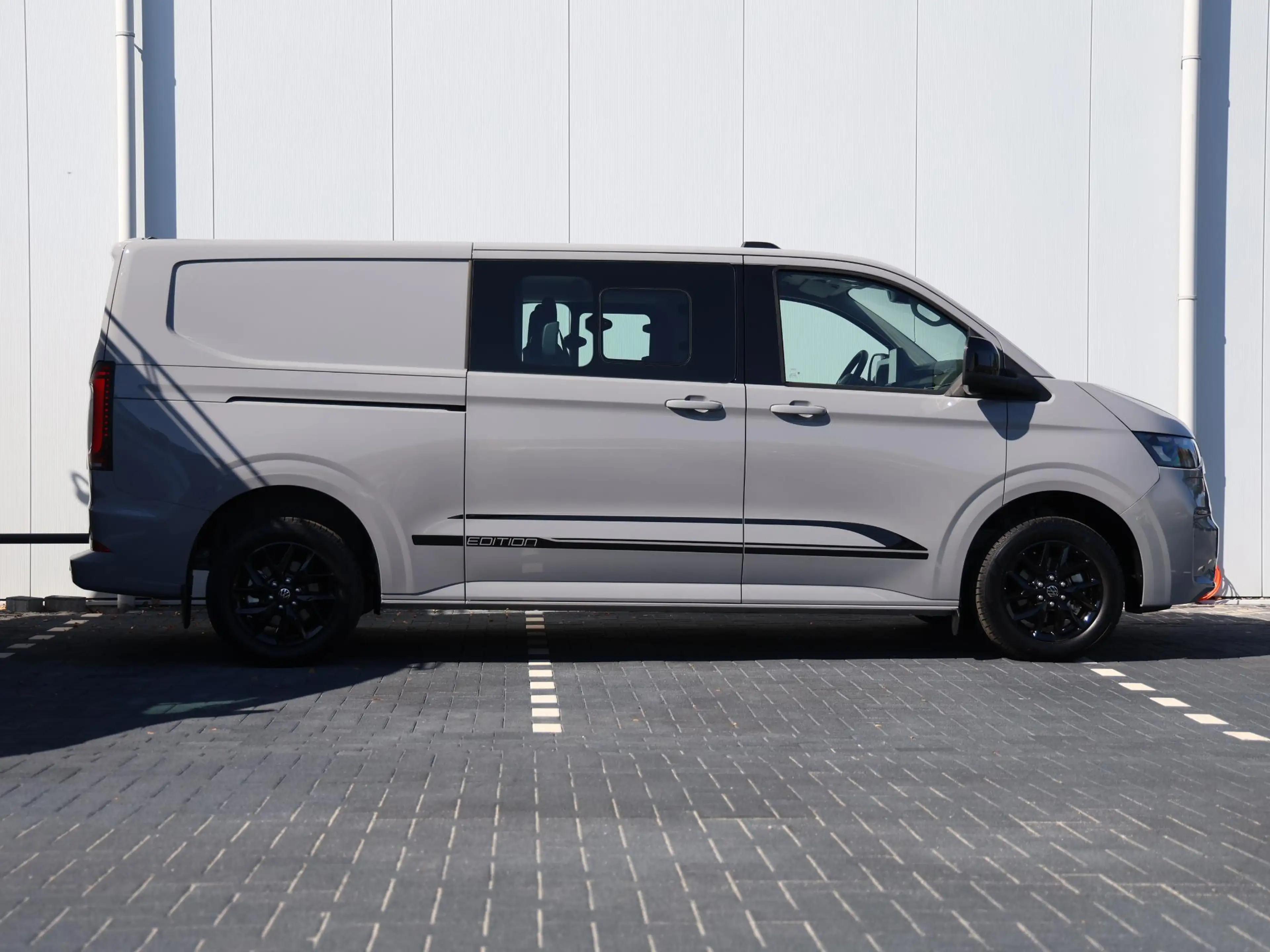 Volkswagen Transporter e-Transporter Dubbele cabine L2H1 Edition 64 kWh 2 — photo 2