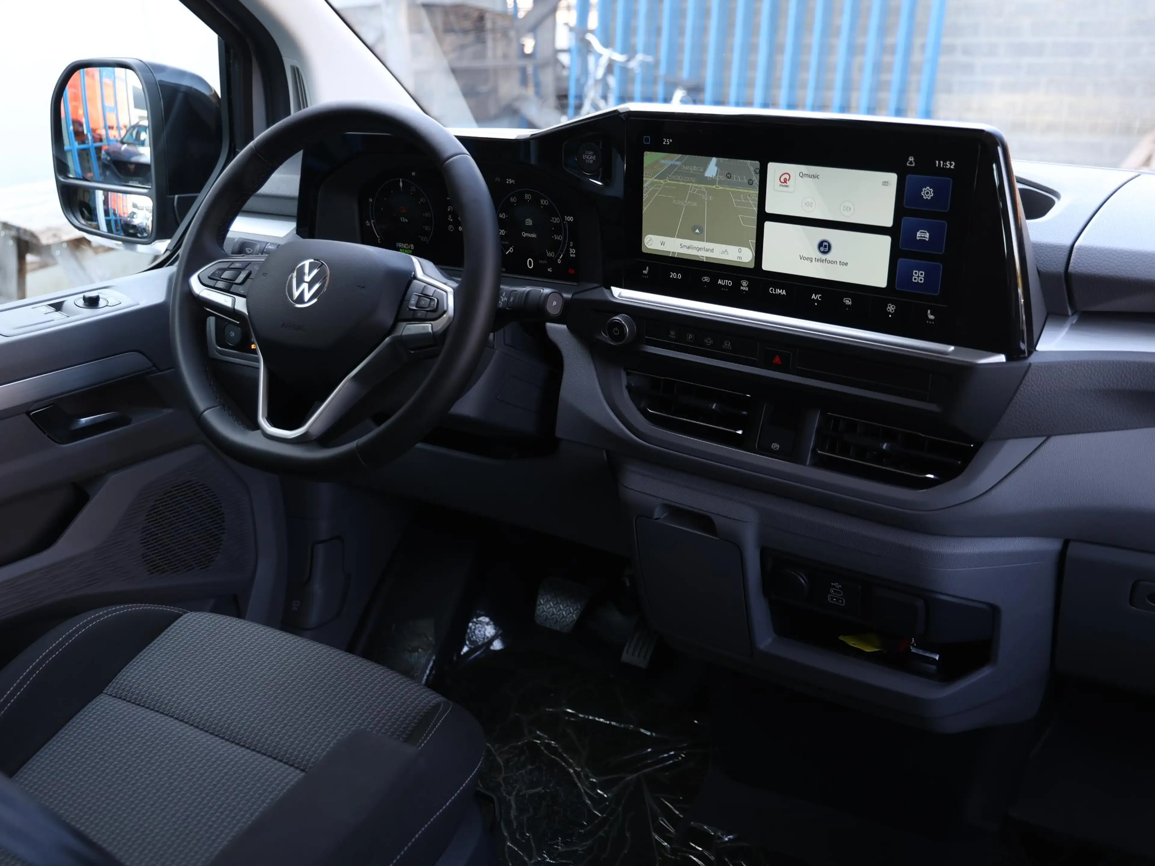 Volkswagen Transporter e-Transporter Dubbele cabine L2H1 Edition 64 kWh 2 — photo 7