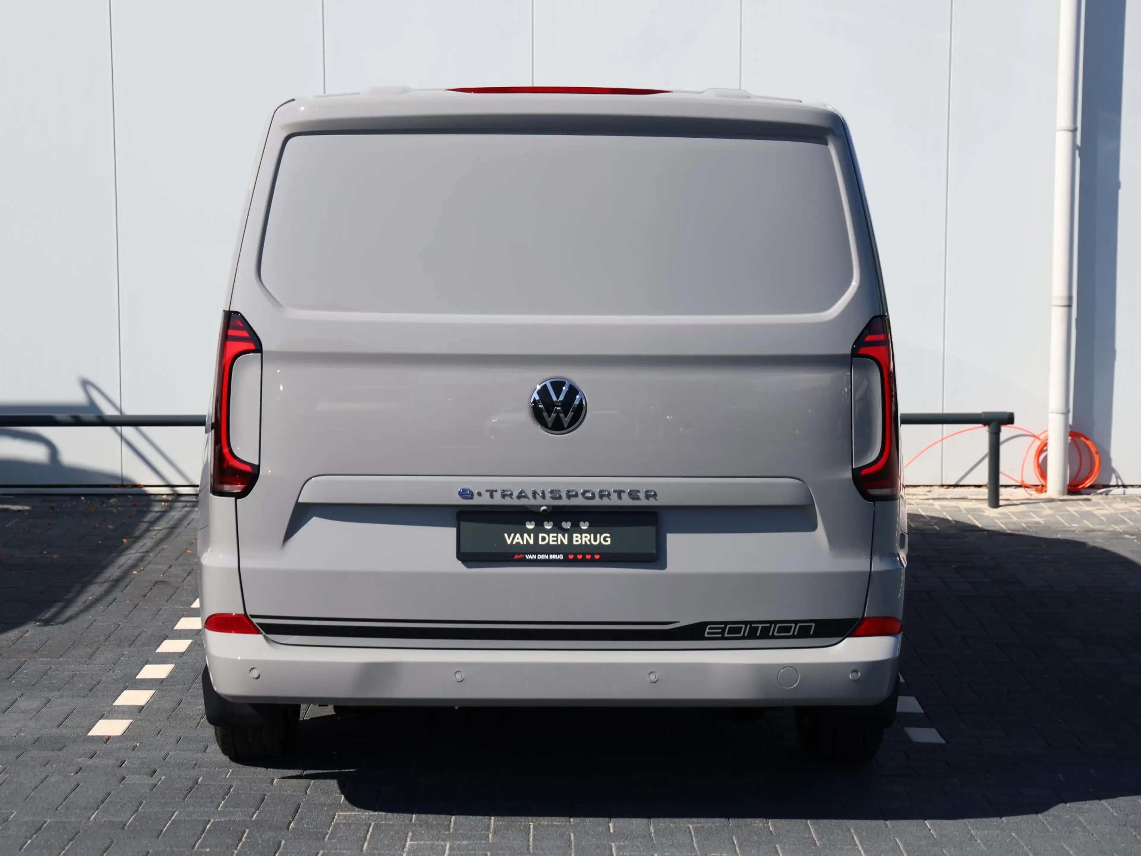 Volkswagen Transporter e-Transporter Dubbele cabine L2H1 Edition 64 kWh 2 — photo 6