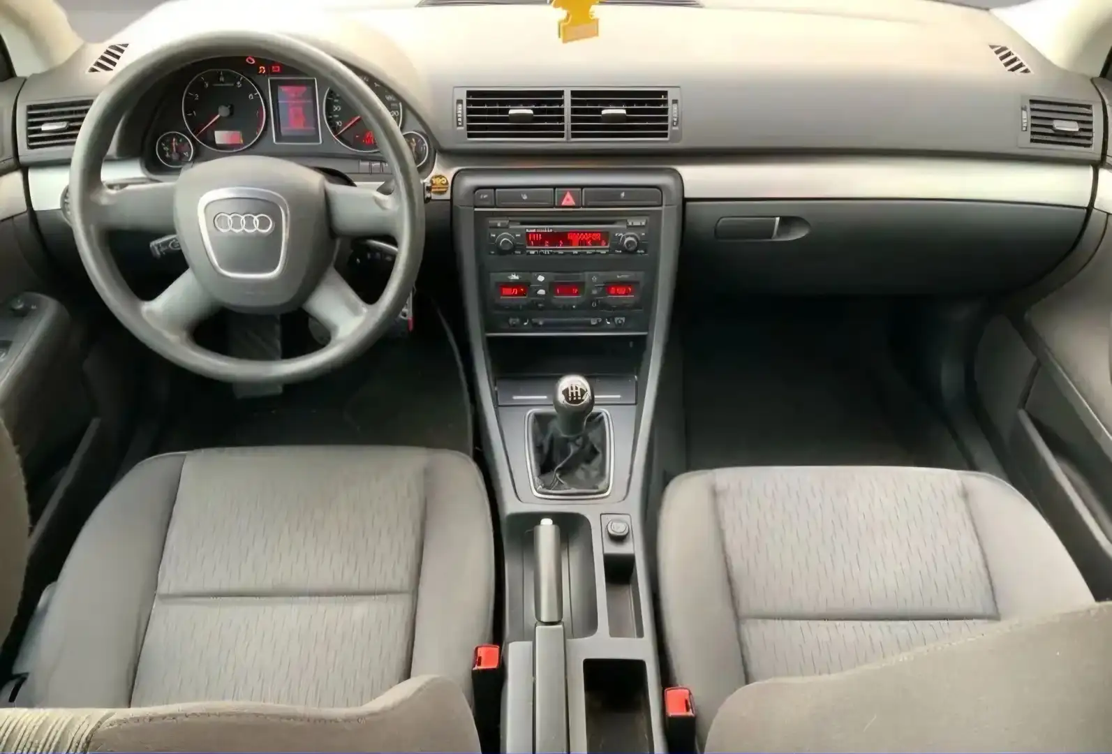 Audi A4 1.6i - Airco + Keuring/ Carpass - Garantie Beige - 2