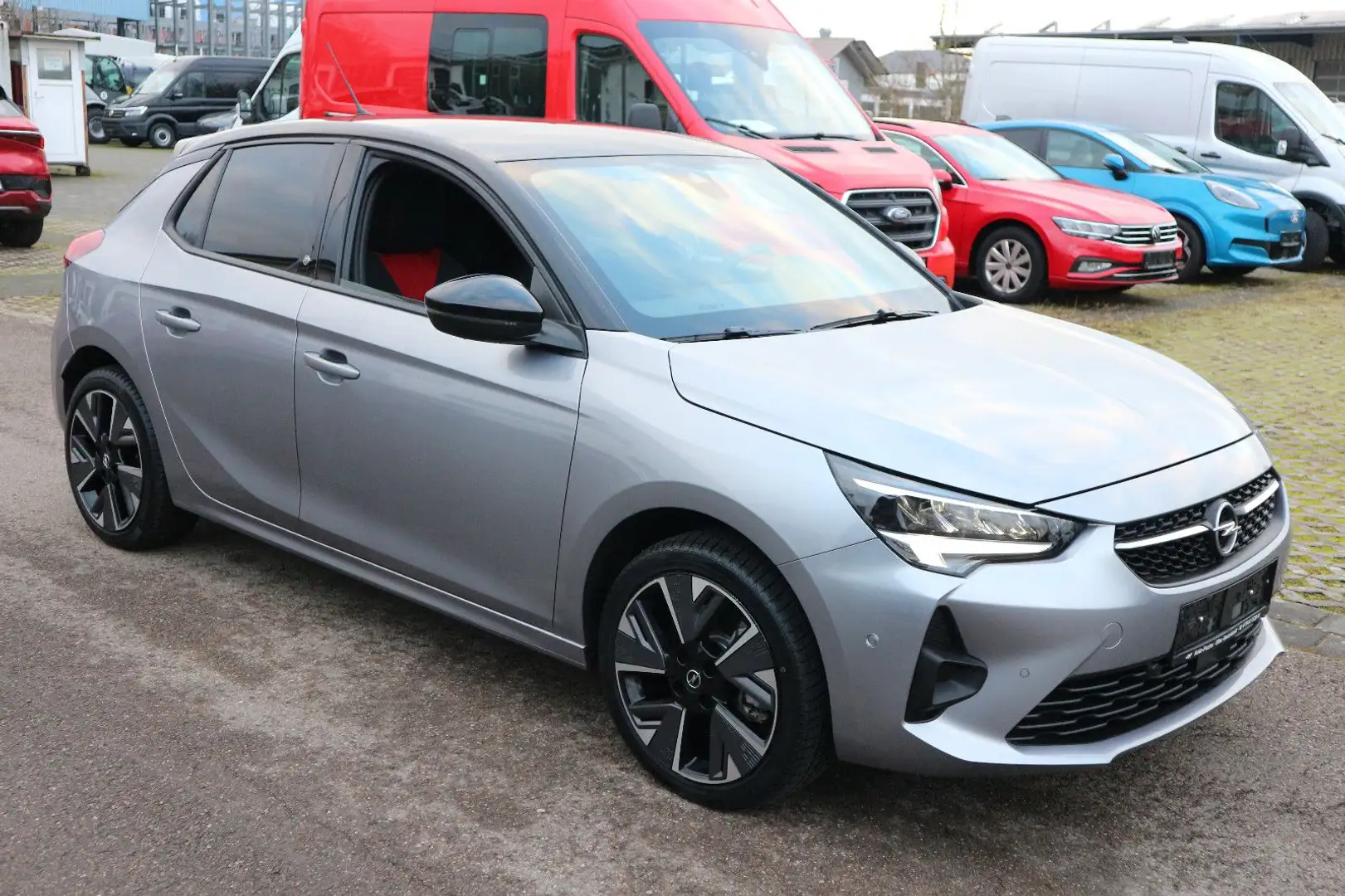 Opel Corsa GS LINE100KW Teilleder NAVI KAMERA LED SHZ Grau - 2