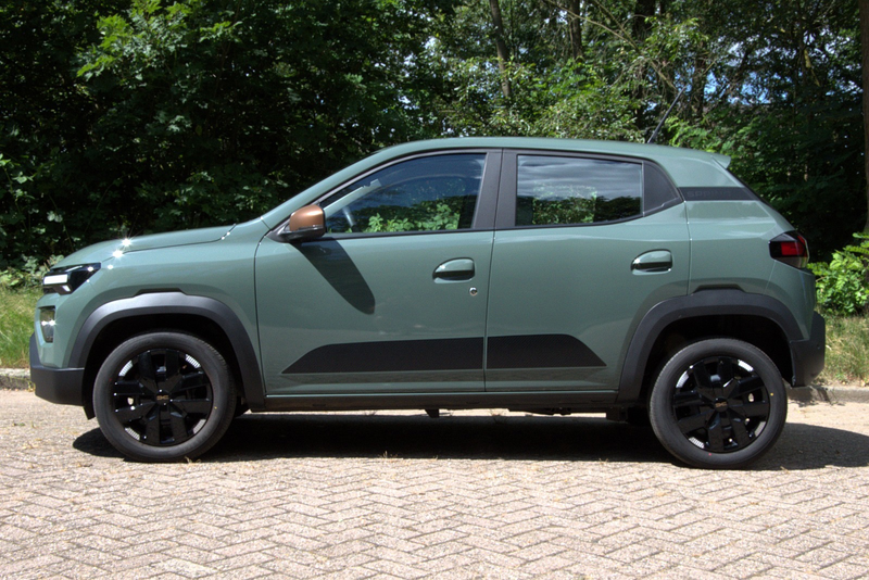 Dacia Spring Extreme 65 26.8 kWh , Navi, Camera, Apple, Cruise — photo 4
