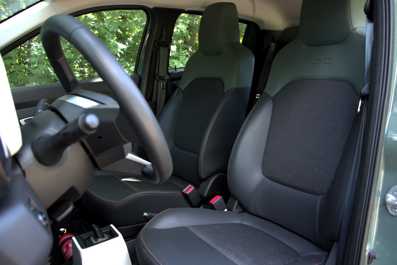 Dacia Spring Extreme 65 26.8 kWh , Navi, Camera, Apple, Cruise — photo 12