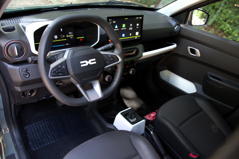 Dacia Spring Extreme 65 26.8 kWh , Navi, Camera, Apple, Cruise — photo 11