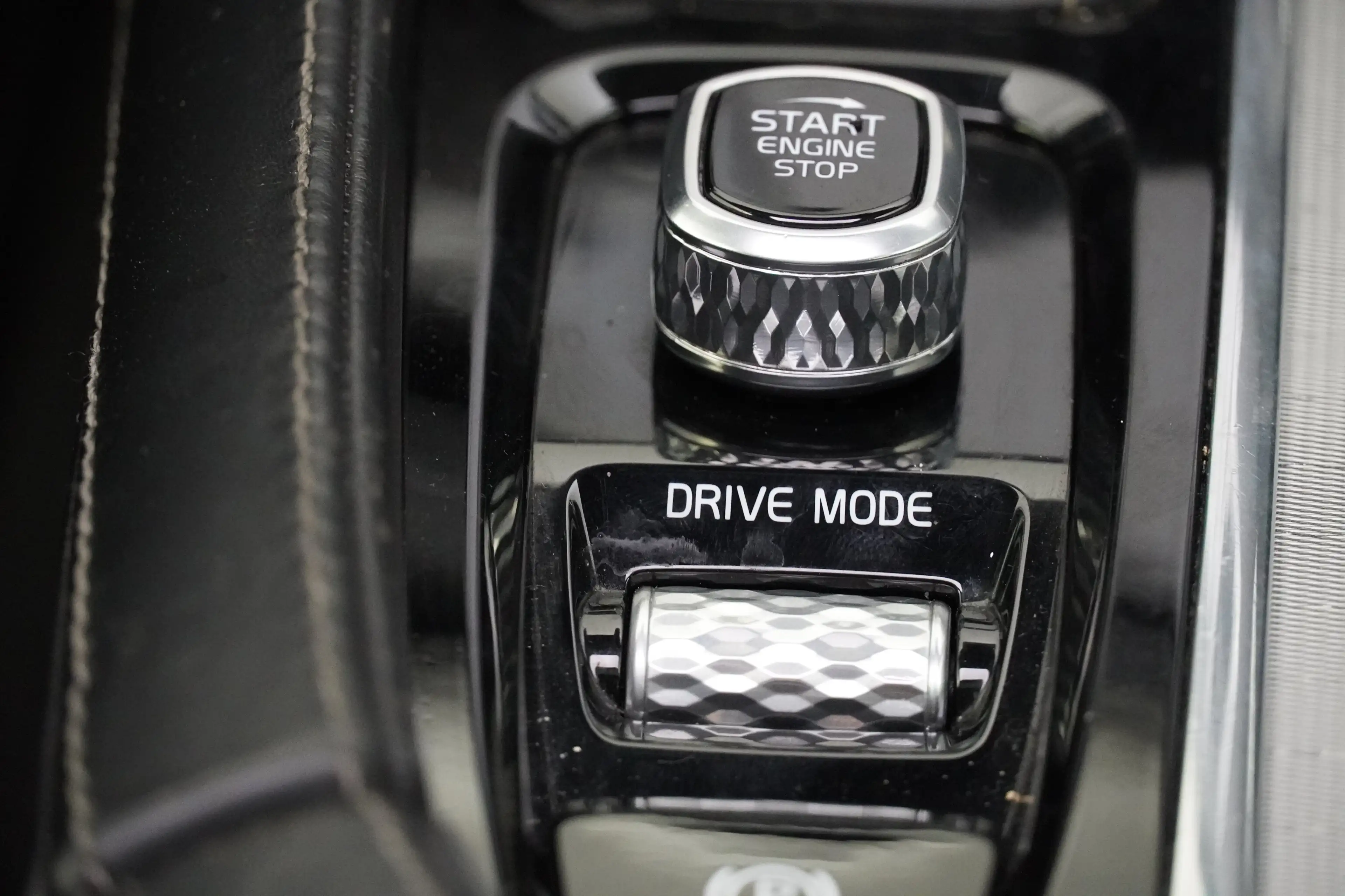 Volvo XC90 XC90 D5 AWD R-Design — photo 21