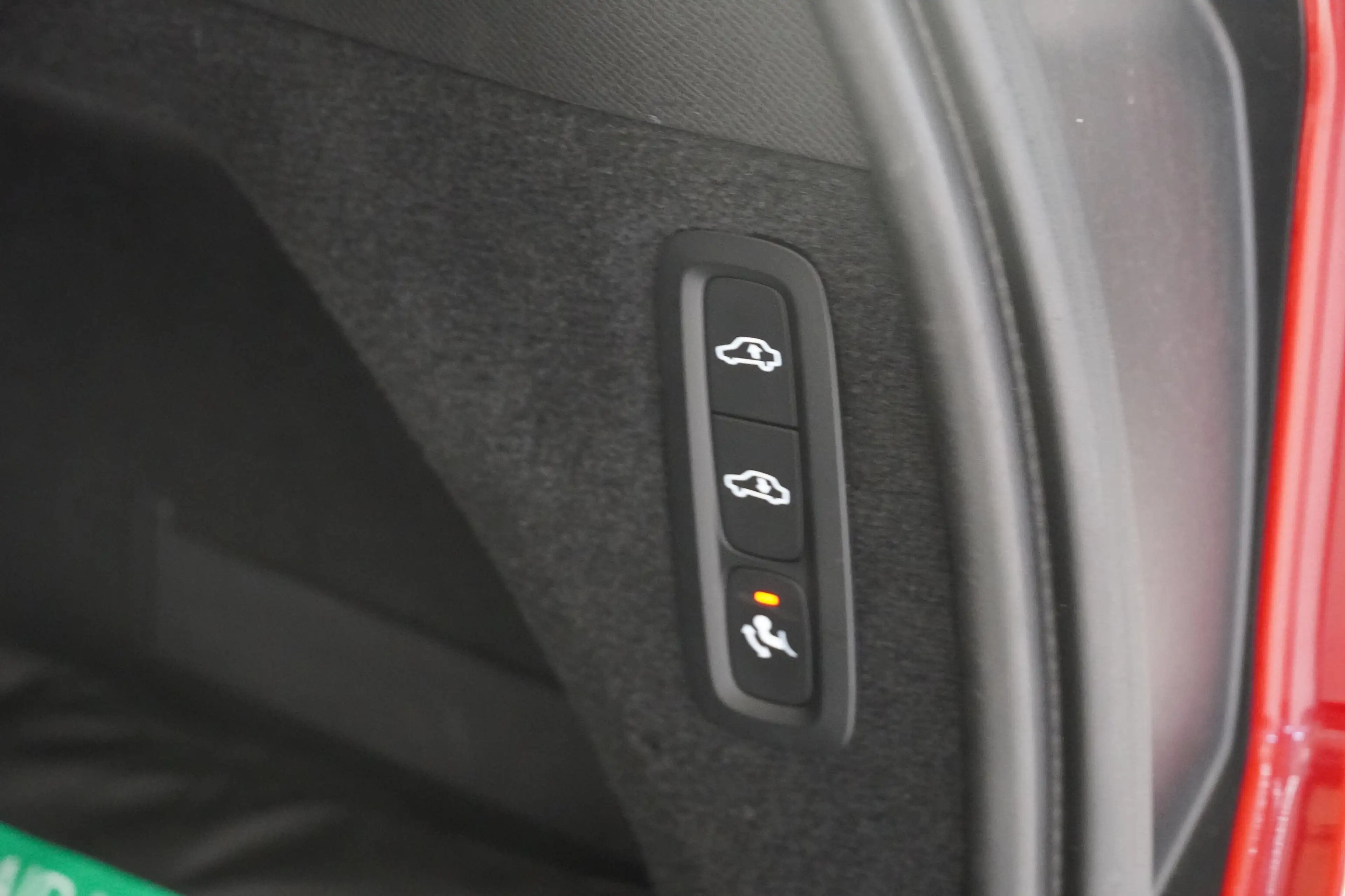 Volvo XC90 XC90 D5 AWD R-Design — photo 30