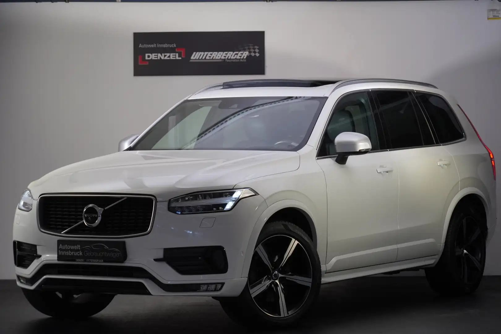 Volvo XC90 XC90 D5 AWD R-Design Weiß - 1