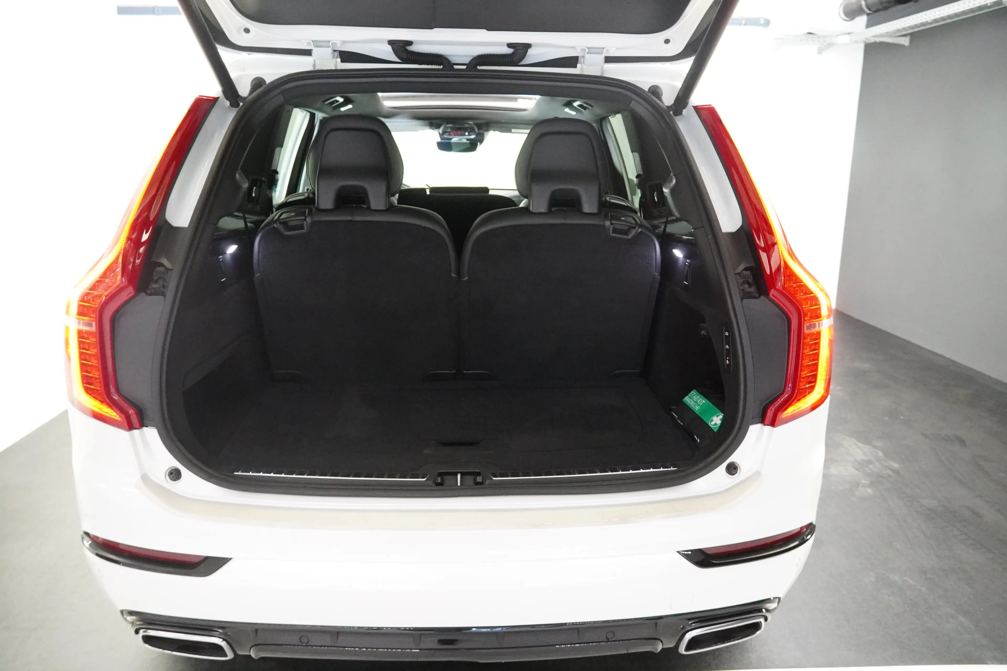 Volvo XC90 XC90 D5 AWD R-Design — photo 27