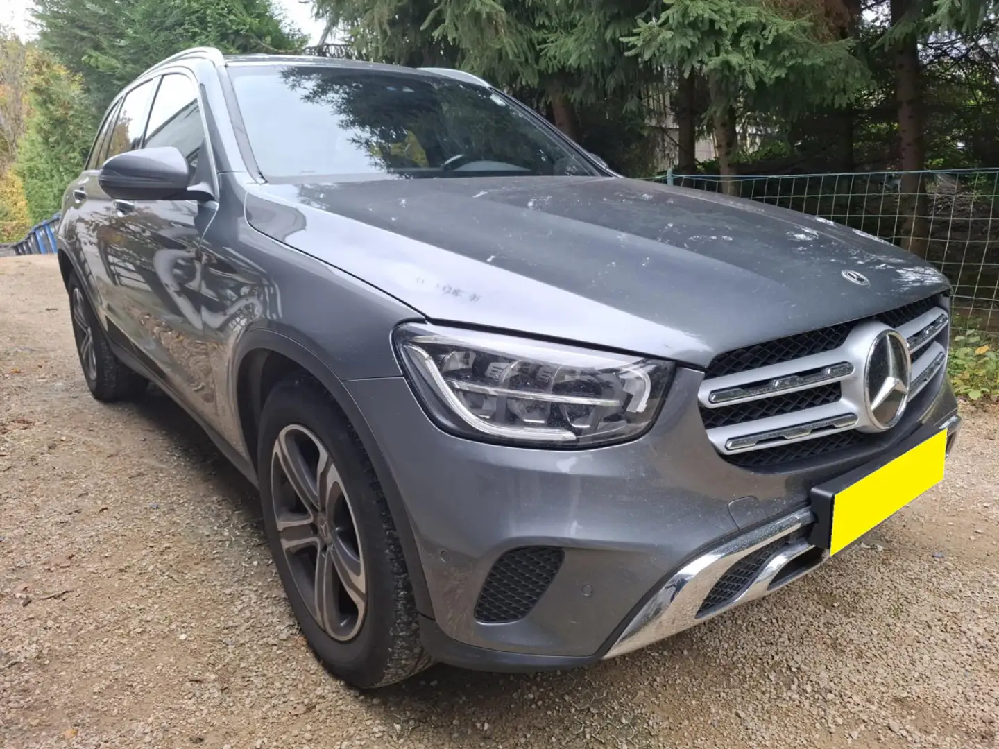 Mercedes-Benz GLC 220 4Matic AMG Line 9G-Tronic Gris - 1
