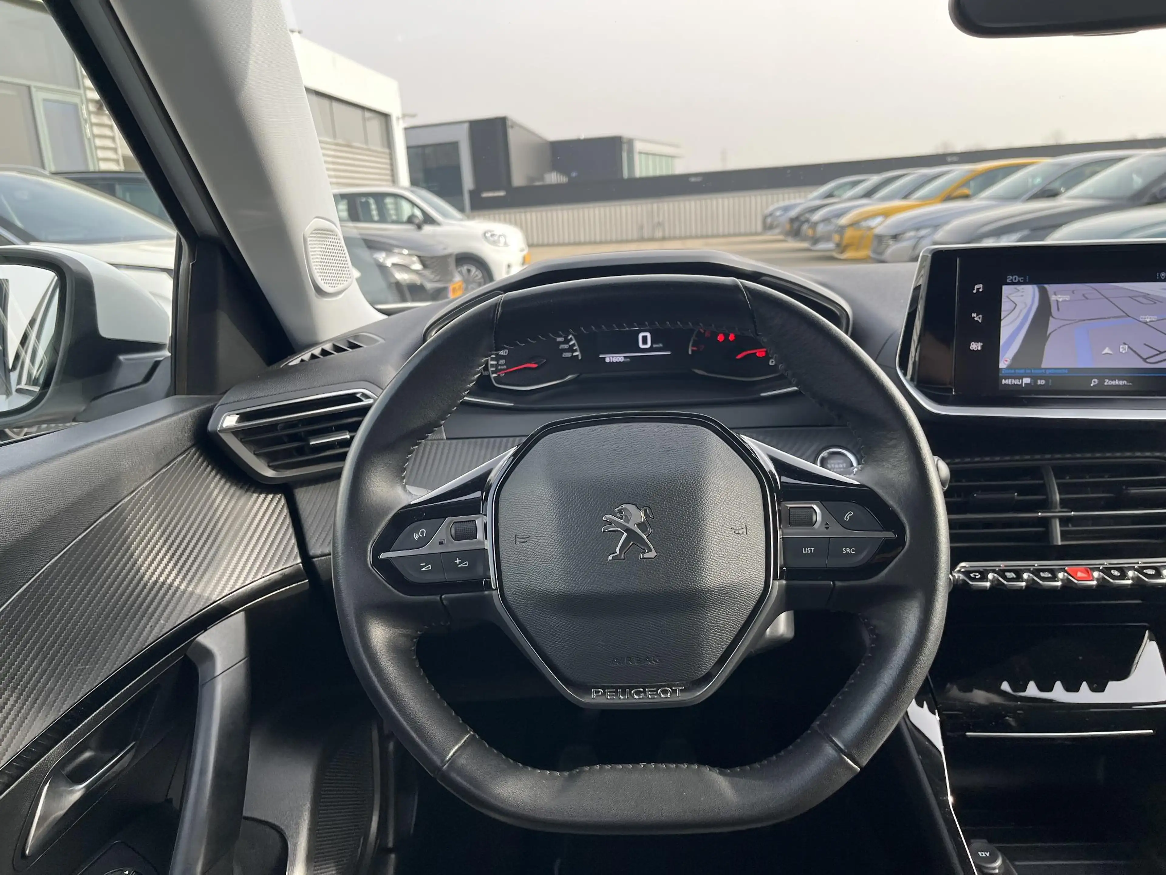 Peugeot 2008 1.2 PureTech Allure | Cruise Control | Navigatie | — photo 14