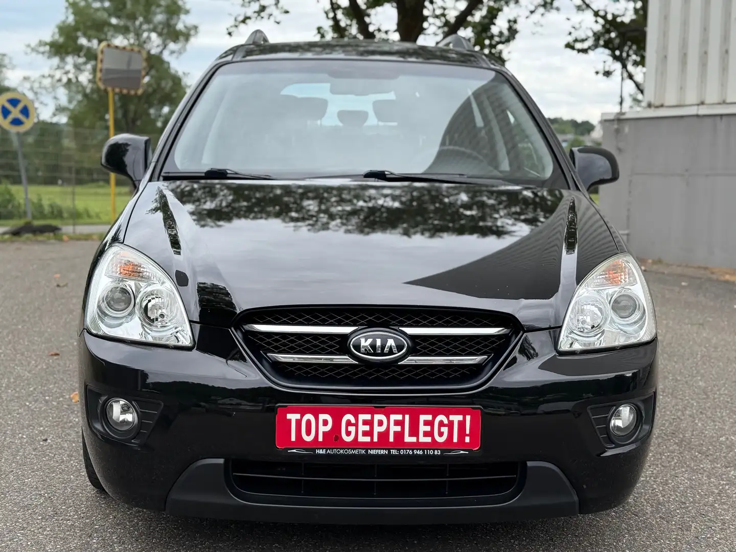 Kia Carens 7.SİTZER- TOP GEPFLEGT-TÜV/AU NEU Schwarz - 2