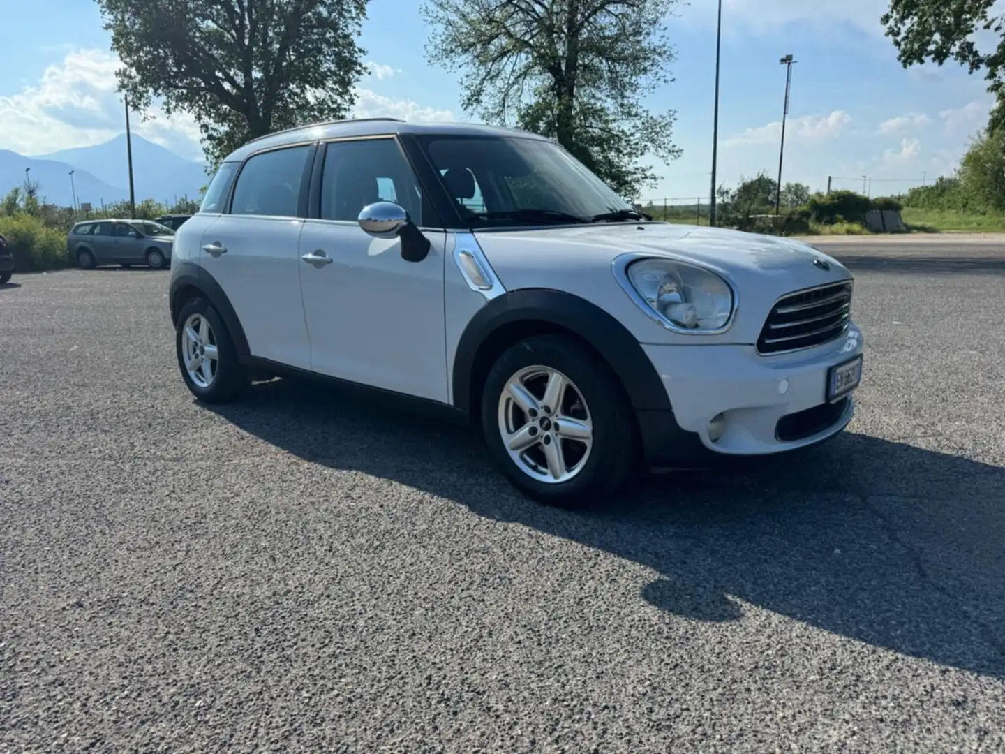 MINI One D Countryman Bianco - 1