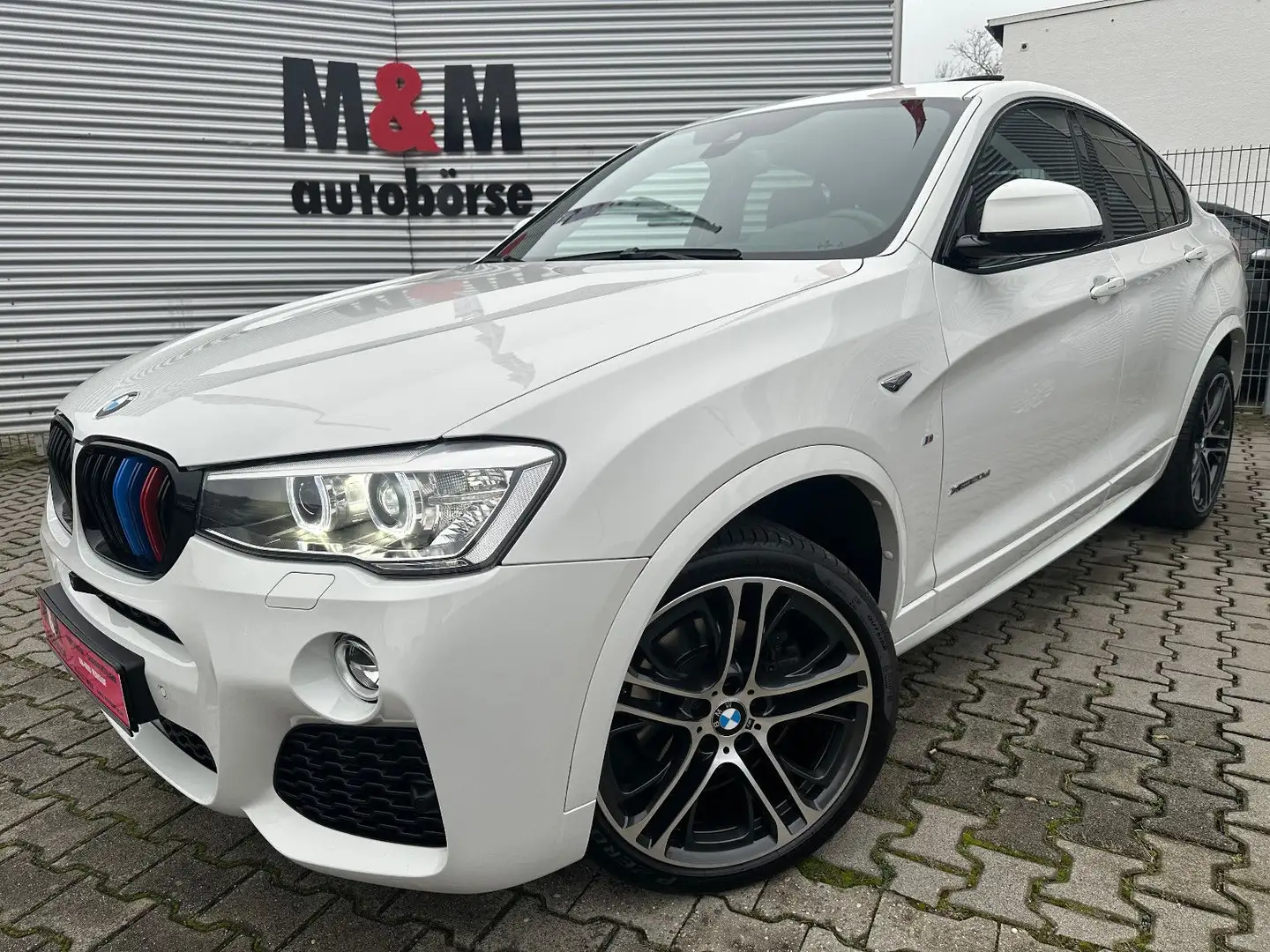 BMW X4 xDrive20d M-Sport ACC/HuD/360°/Memory/Panoram Weiß - 1