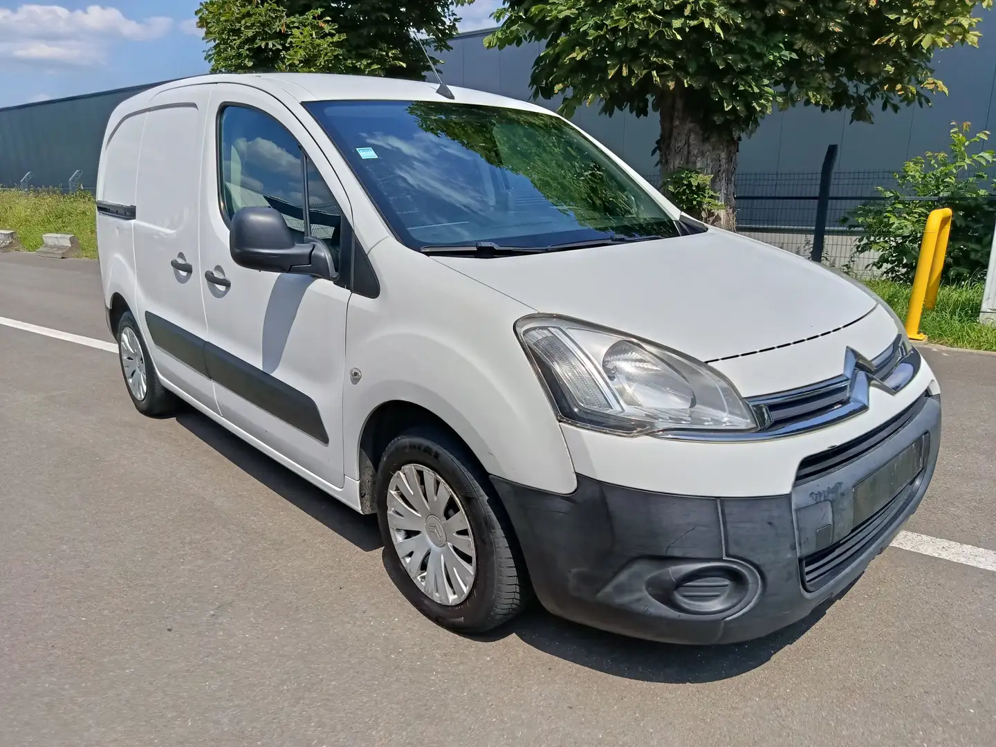 Citroen Berlingo 1.6 HDi Airco Navigation Wit - 2