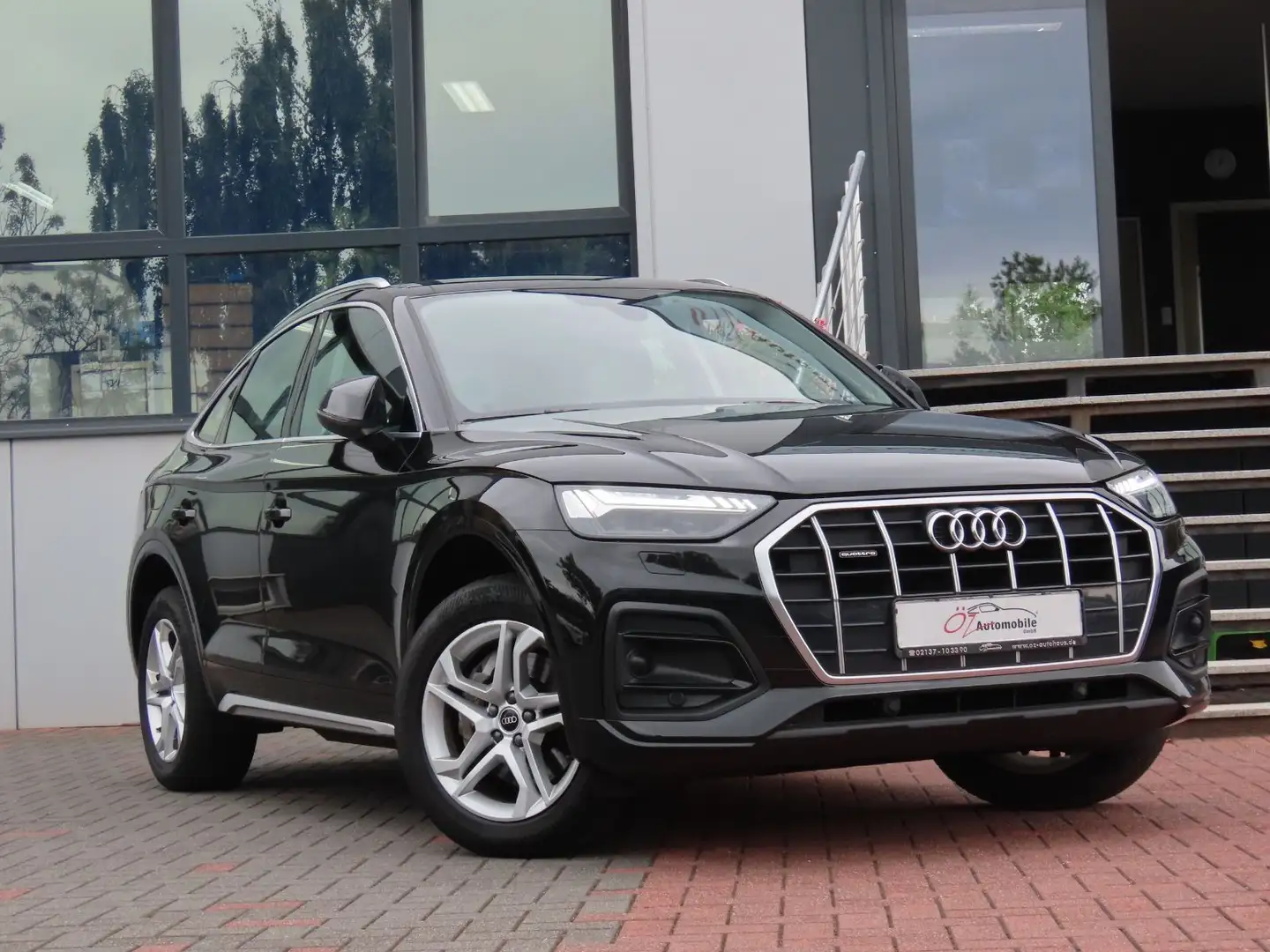 Audi Q5 40 TDI S tronic quattro advanced Sportback Schwarz - 1