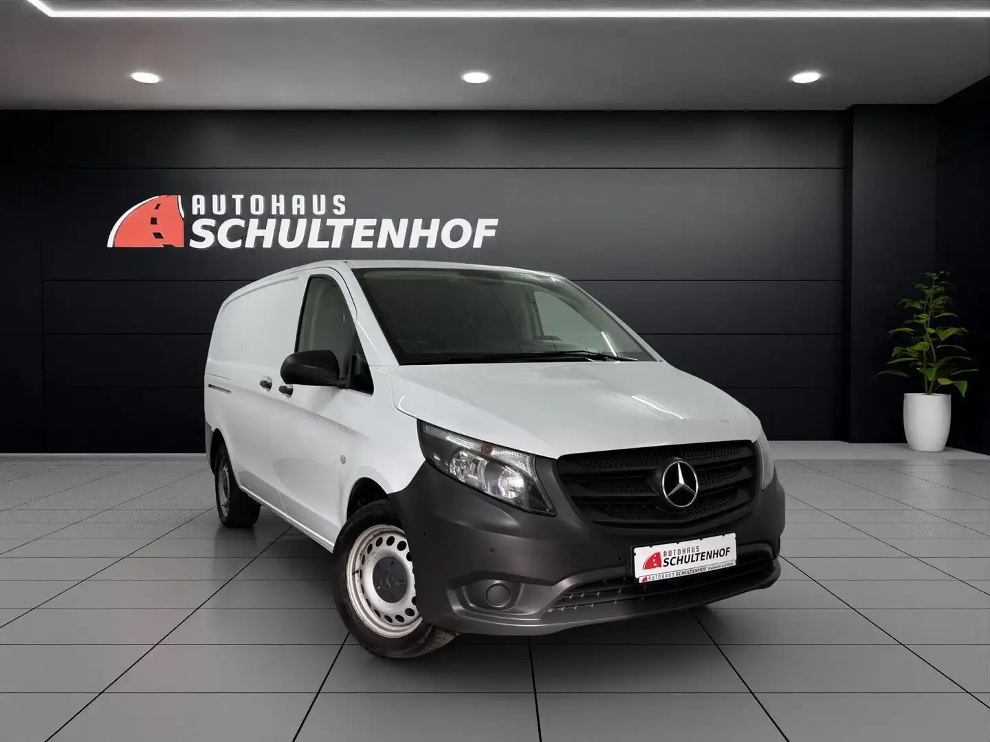 Mercedes-Benz Vito 116 CDI 4x4 extralang AUTOMATIK*StHz*REGAL Weiß - 1