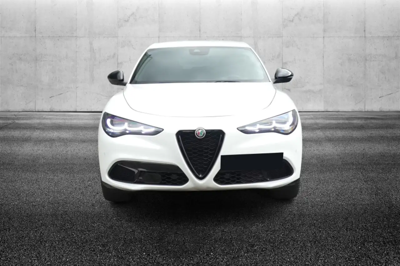 Alfa Romeo Stelvio 2024