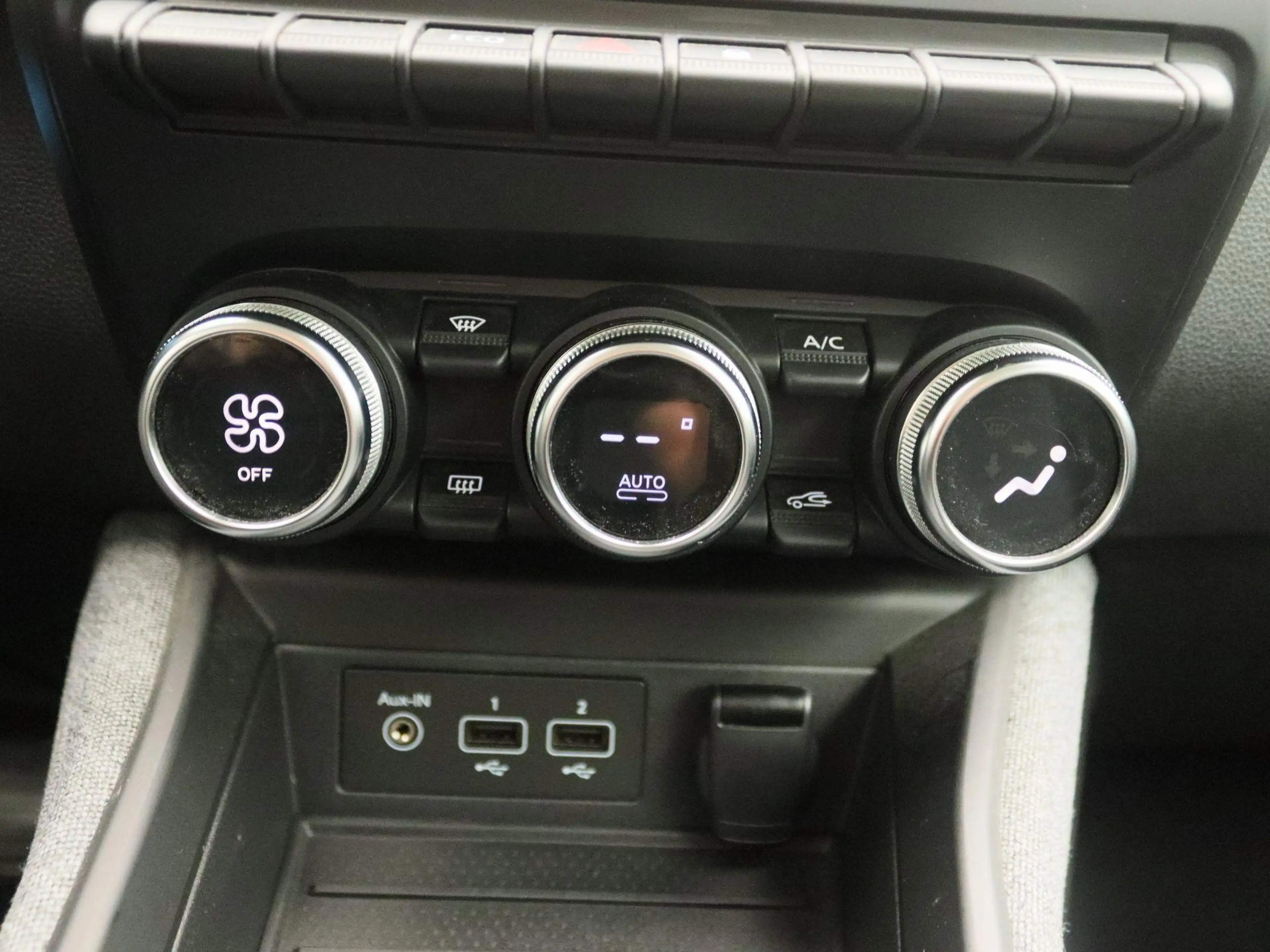 Renault ZOE R135 Zen 52 kWh (INCL KOOPACCU) | Climate control — photo 10