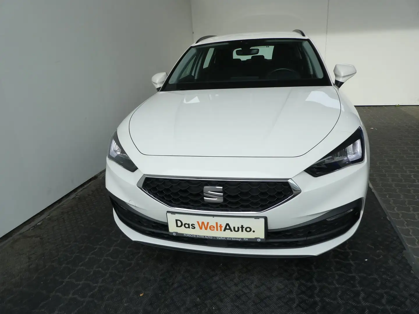 SEAT Leon Reference 2.0 TDI Weiß - 2
