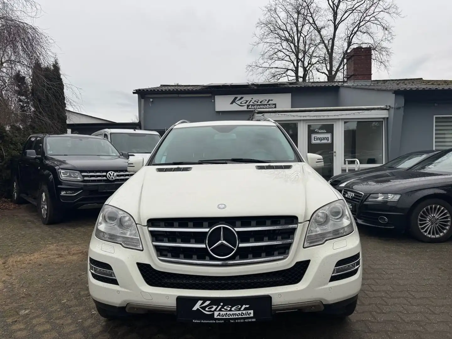 Mercedes-Benz ML 350 Sport Paket-Leder-Navi-Xenon-PDC v.h.-AHK Weiß - 2