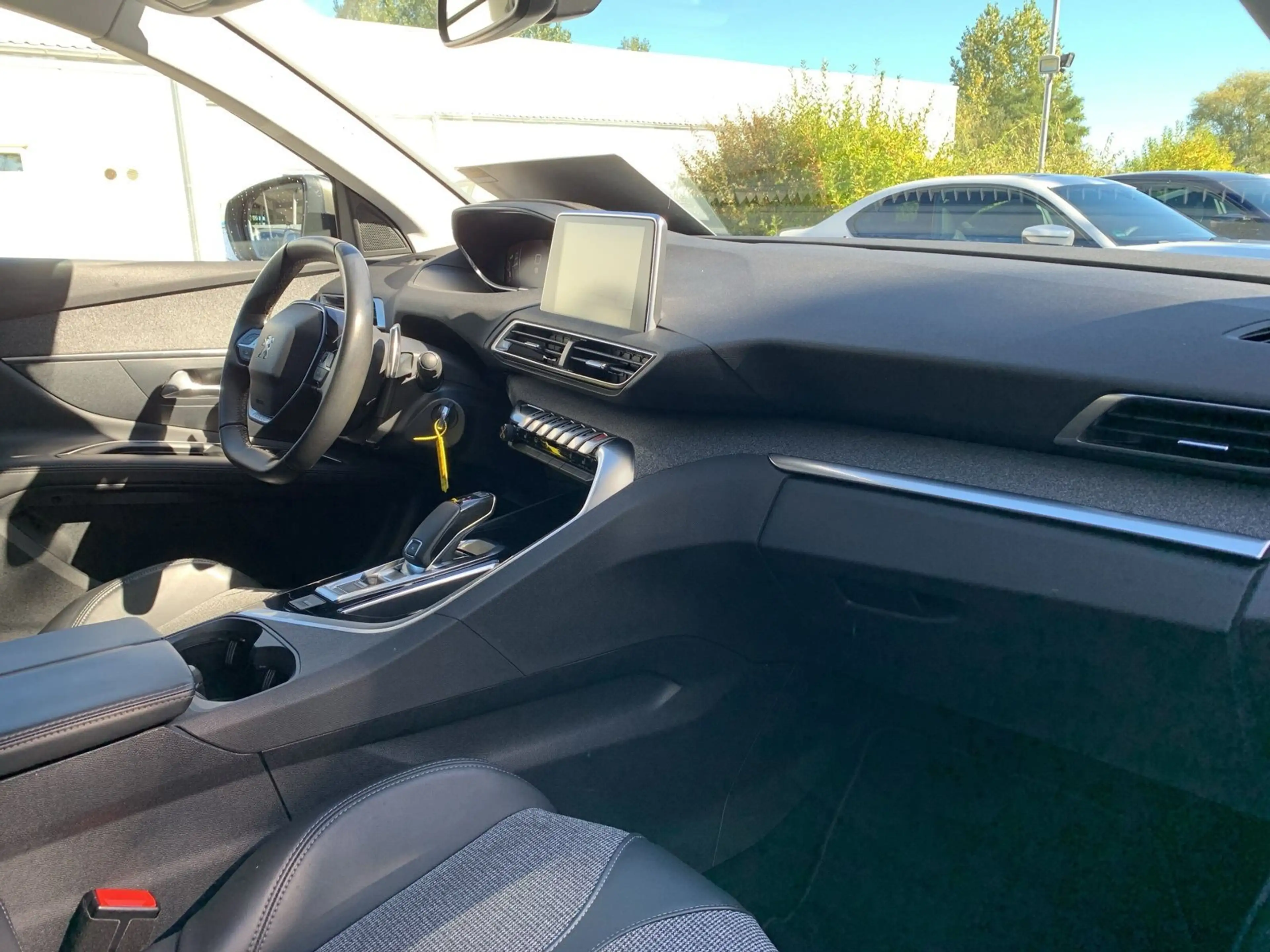 Peugeot 3008 Allure Aut/Navi/Sitzhzg — photo 11