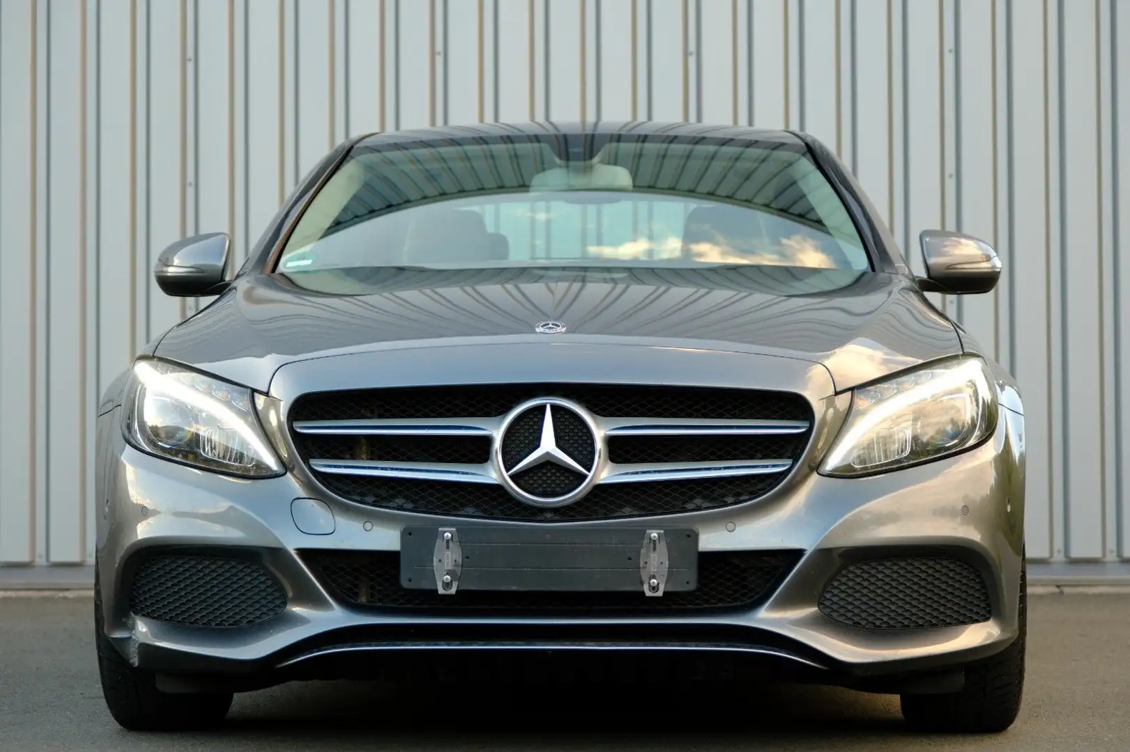 Mercedes-Benz C 250 CGI Lim./Avantgarde/Aut./LED/AHK Grau - 2