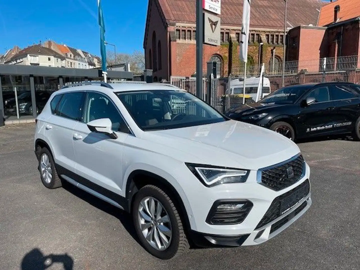 SEAT Ateca Xperience 1,5 TSI 110KW (150PS) DSG Wit - 1