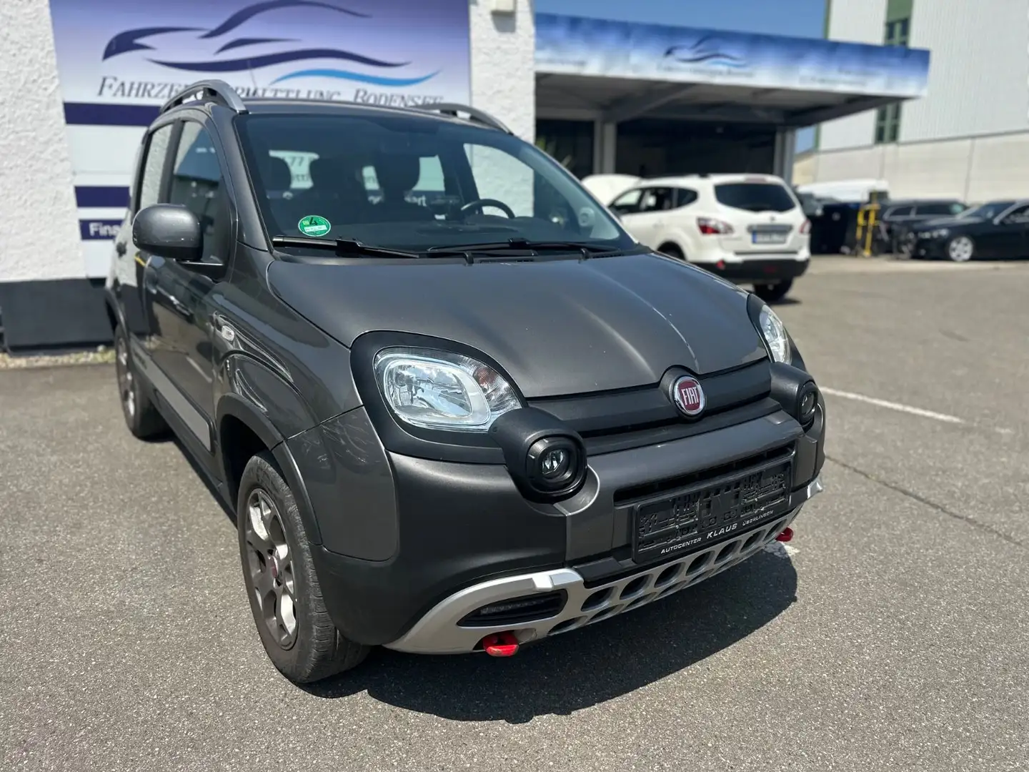 Fiat Panda Cross 4x4 Klima Grau - 2