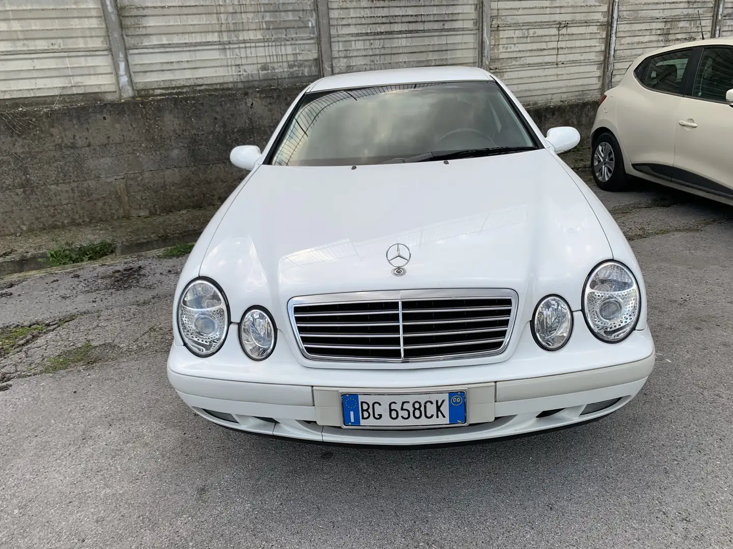Mercedes-Benz CLK 200 Coupe k Elegance - 1