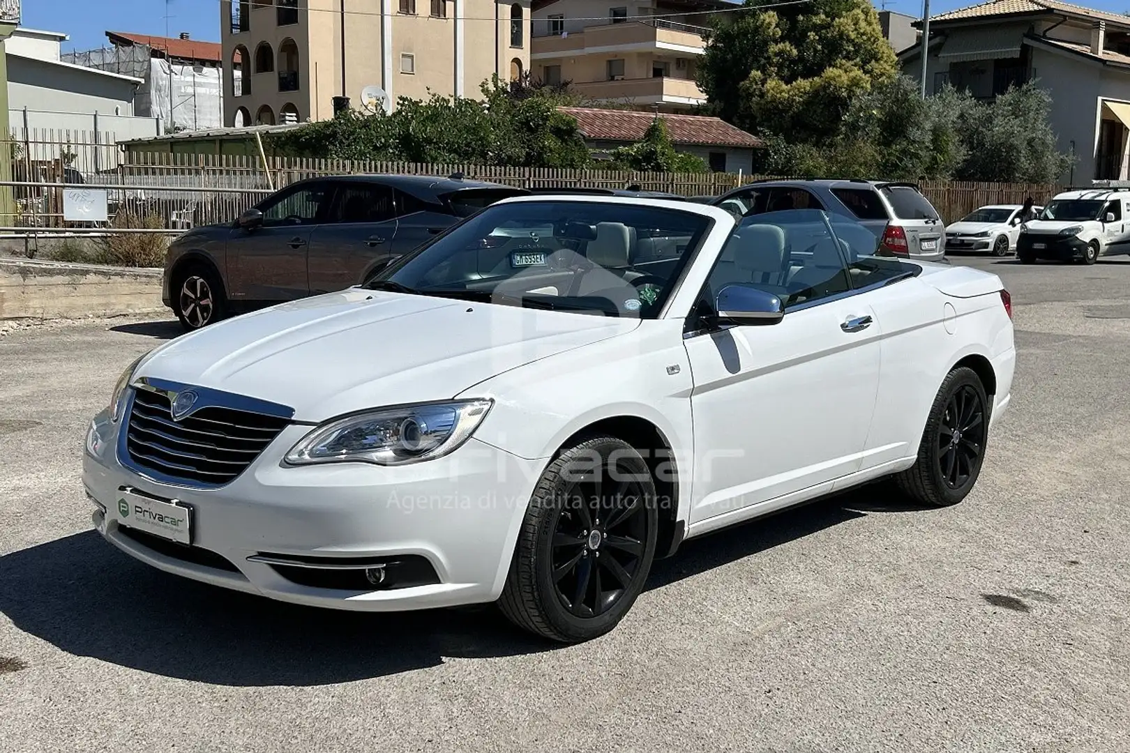 Lancia Flavia Flavia 2.4 Biały - 1