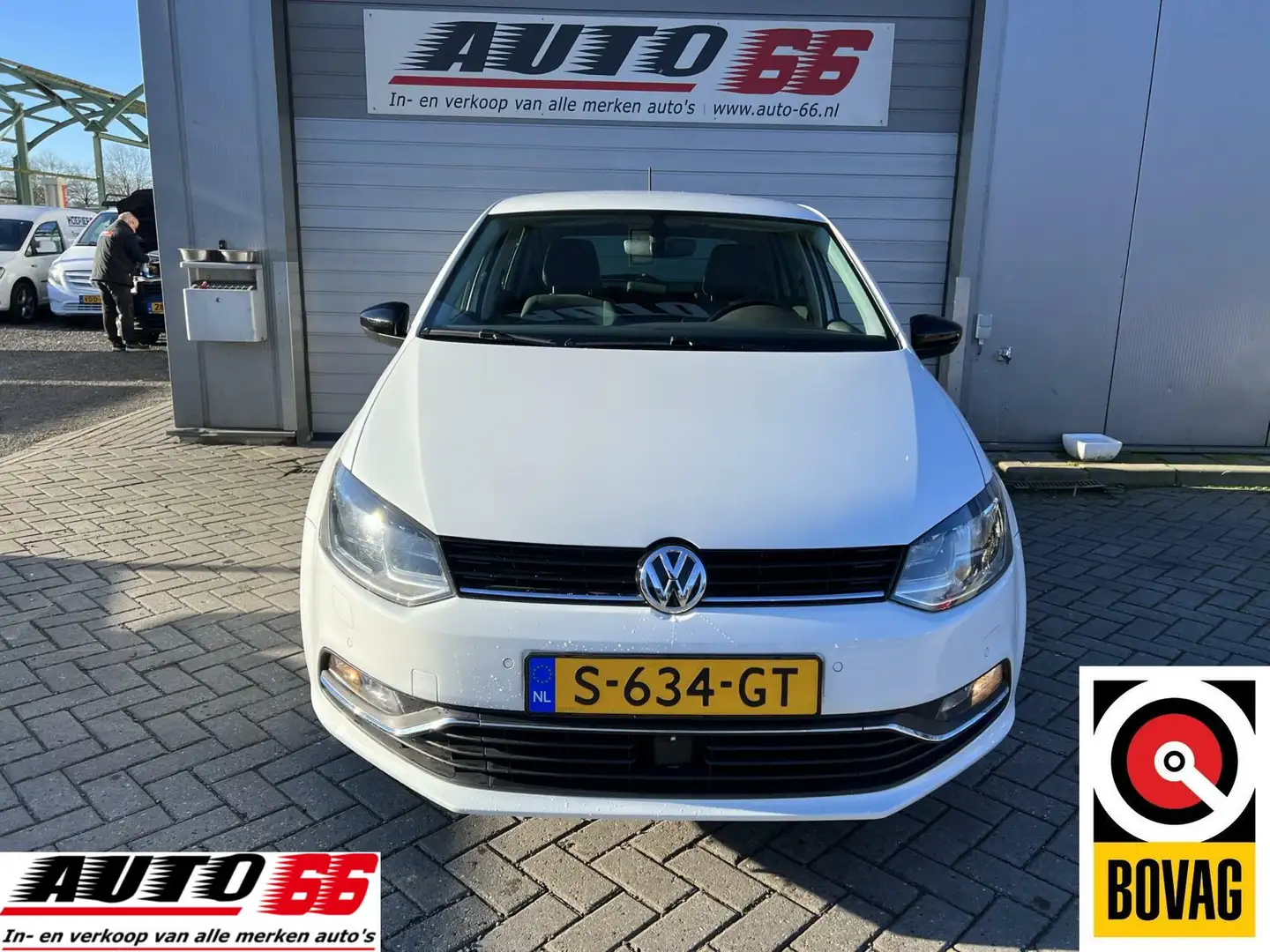 Volkswagen Polo 1.2 TSI First Edition Airco, Trekhaak Wit - 2