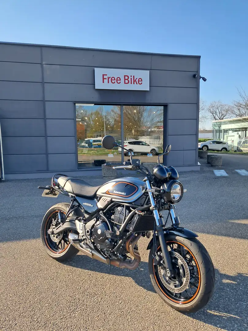 Kawasaki Z 650 Gri - 2