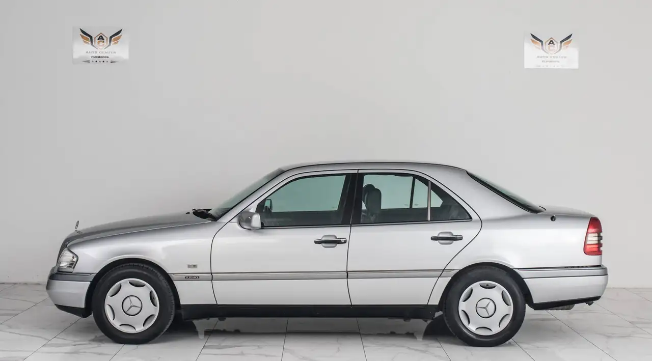 Mercedes-Benz C 250 Turbo Elegance, foto 7