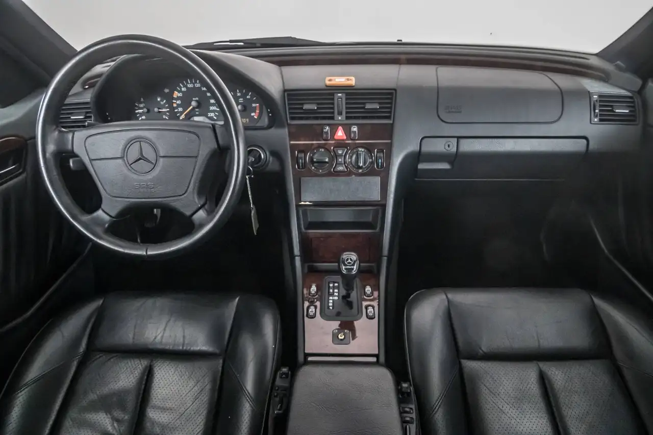 Mercedes-Benz C 250 Turbo Elegance, foto 9