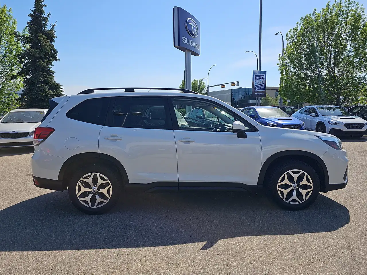 Subaru Forester снимка Subaru Forester