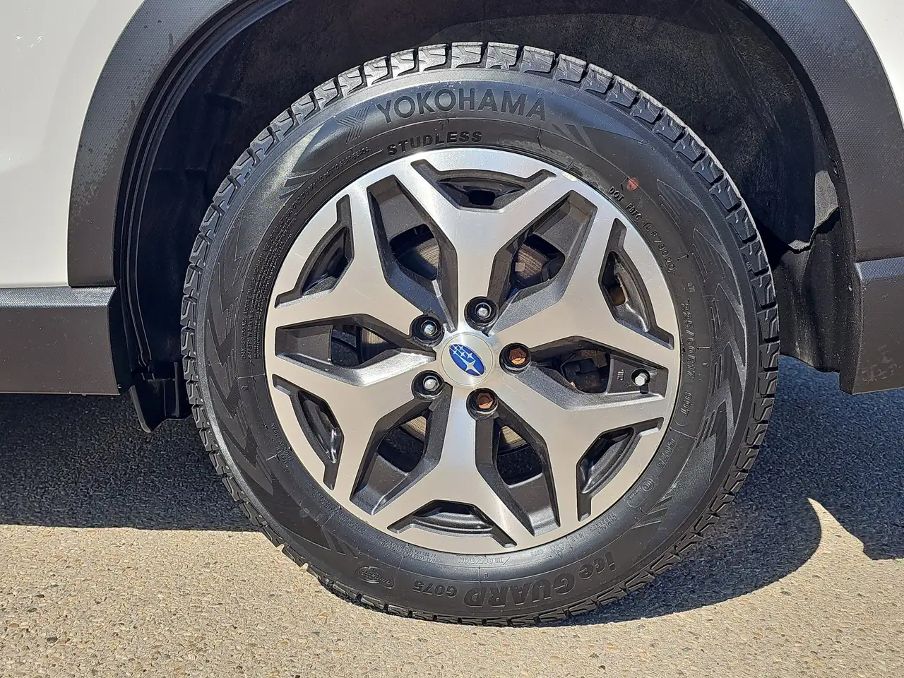 Subaru Forester снимка Subaru Forester