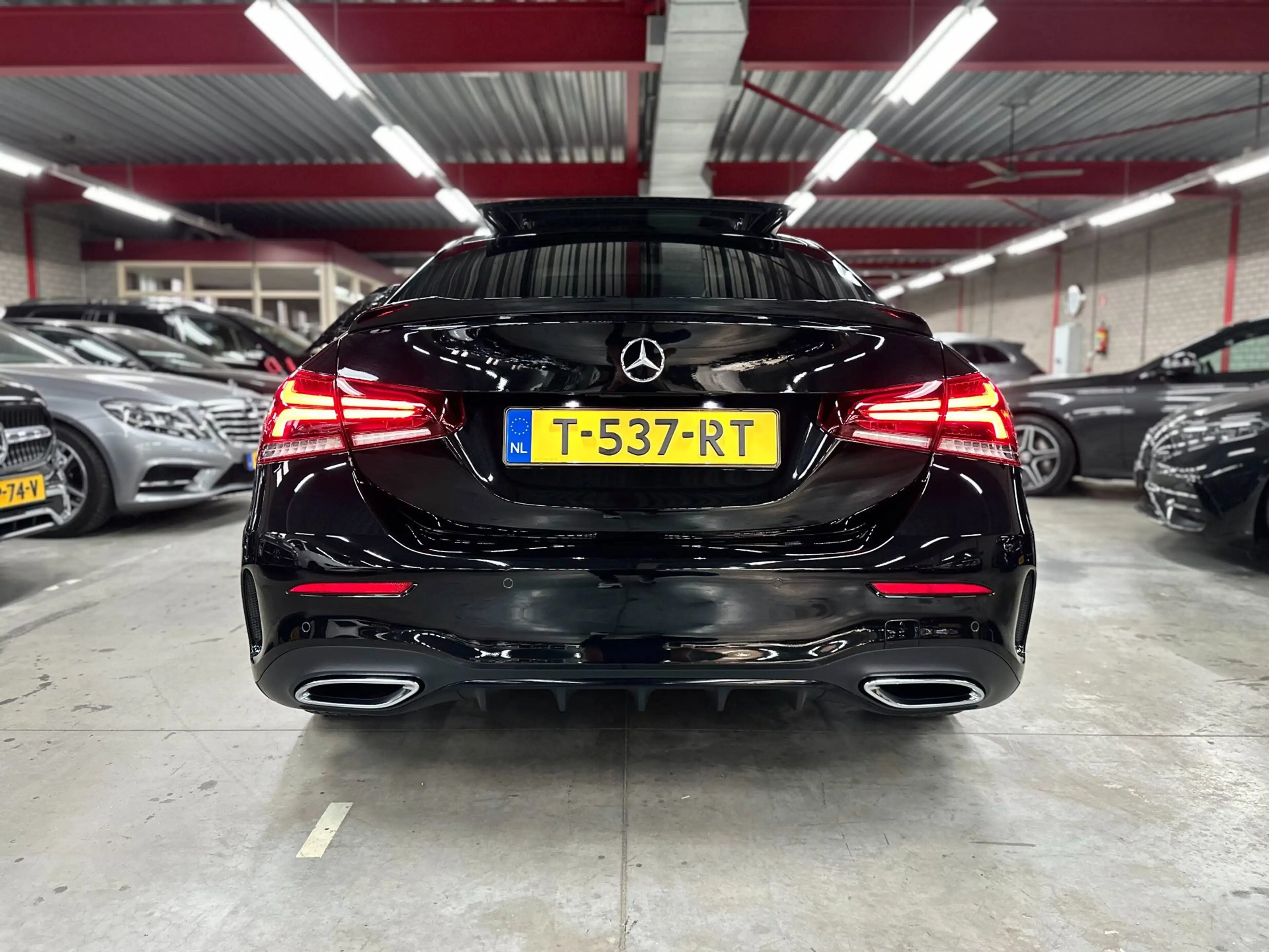 Mercedes-Benz A 250 Premium Plus, AMG, Pano, Leder — photo 5