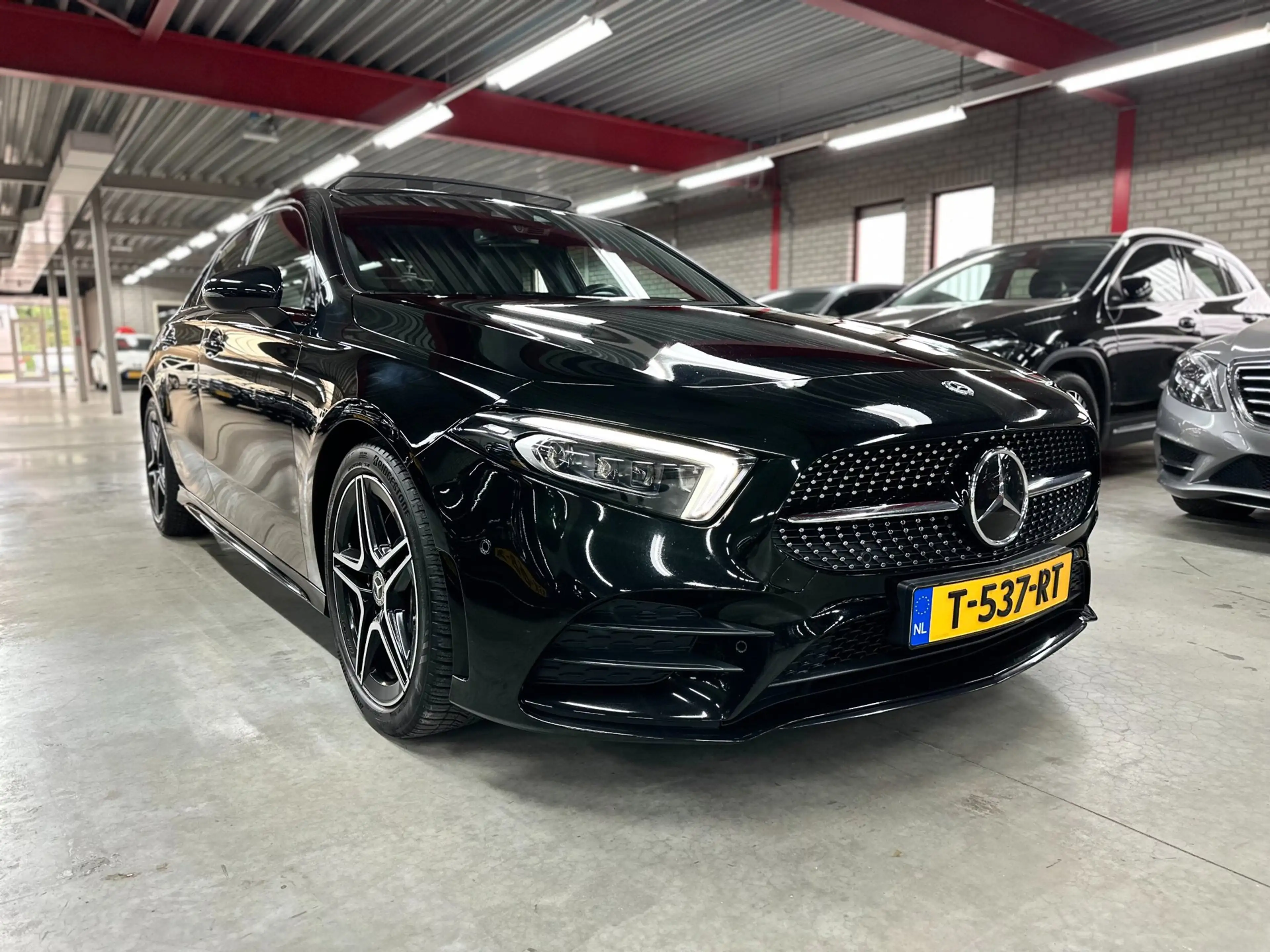 Mercedes-Benz A 250 Premium Plus, AMG, Pano, Leder — photo 8