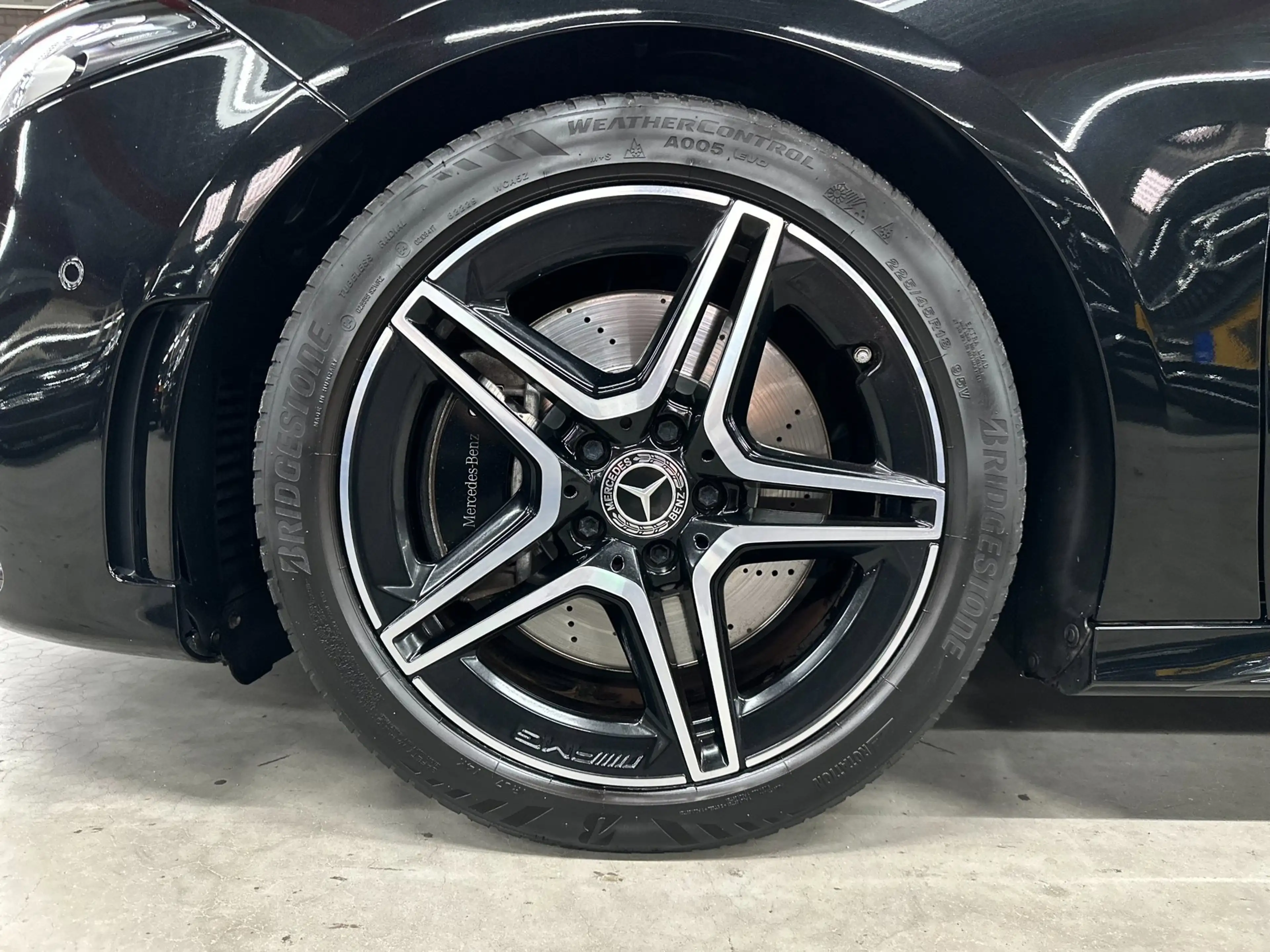Mercedes-Benz A 250 Premium Plus, AMG, Pano, Leder — photo 10