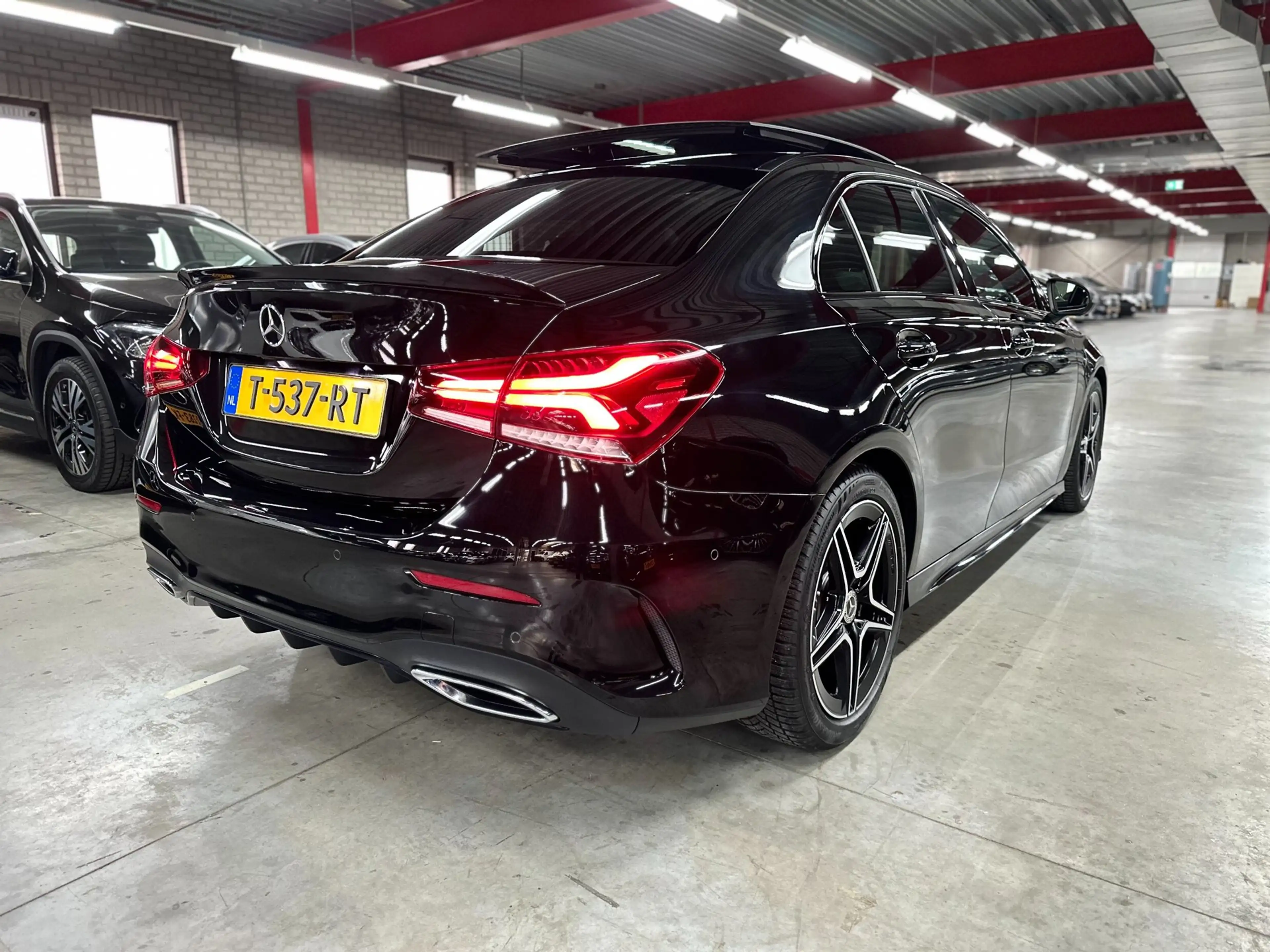 Mercedes-Benz A 250 Premium Plus, AMG, Pano, Leder — photo 6