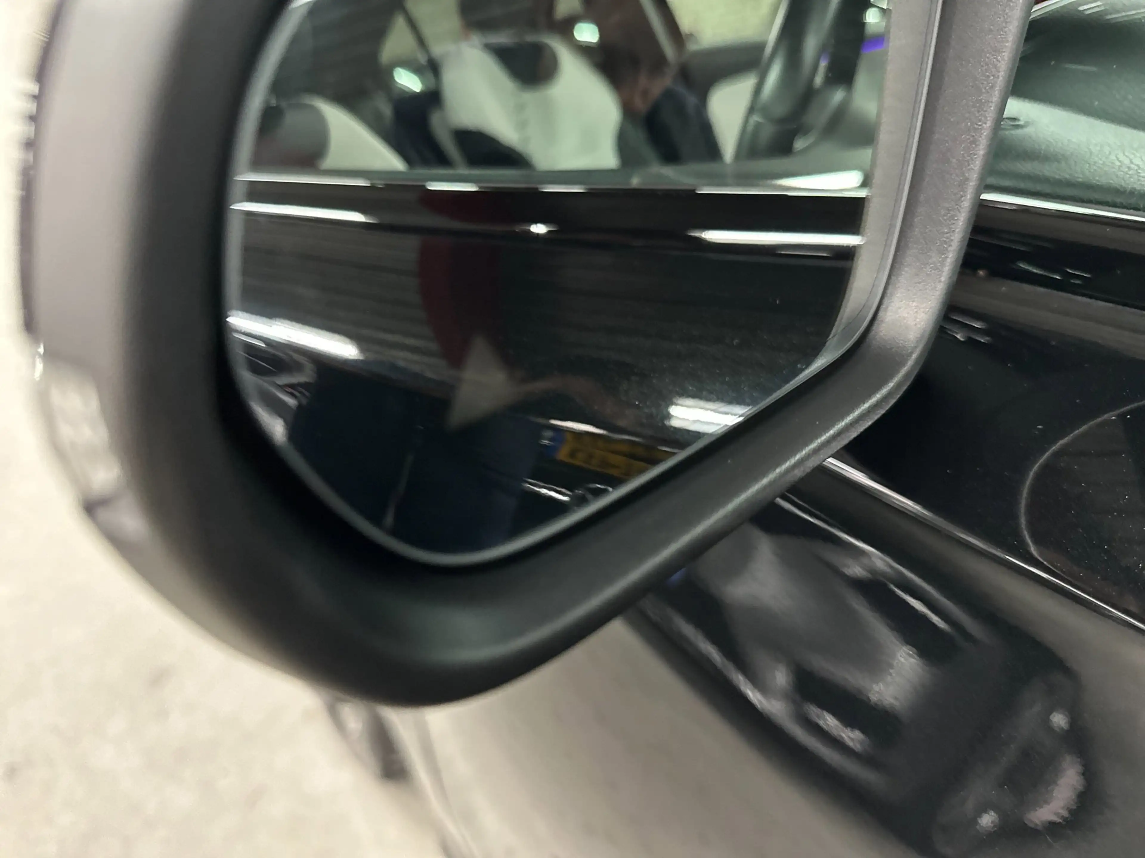 Mercedes-Benz A 250 Premium Plus, AMG, Pano, Leder — photo 11