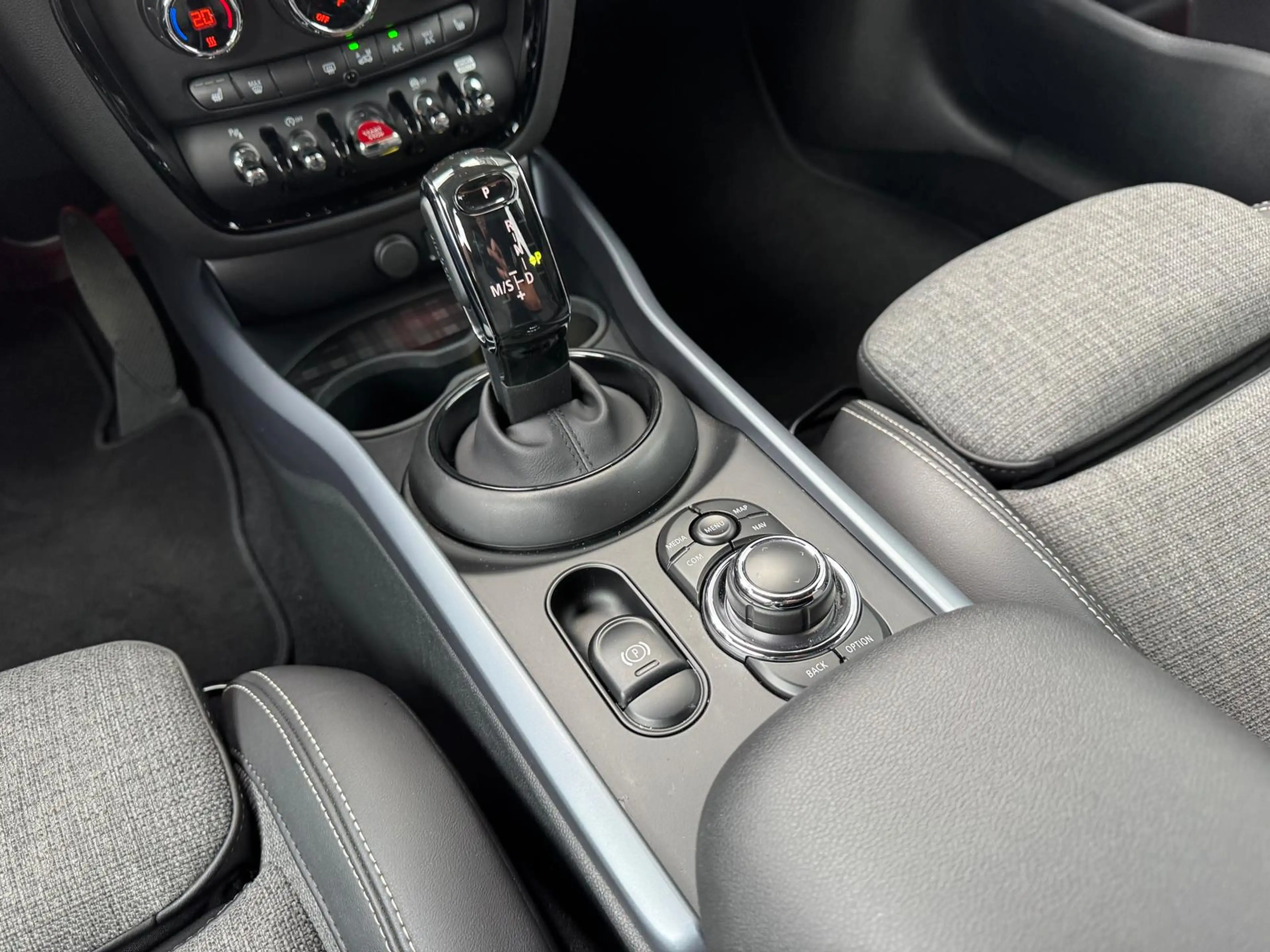 MINI Cooper Clubman 1.5 Automatik*LED*NAVI*HUD*KAMERA — photo 14