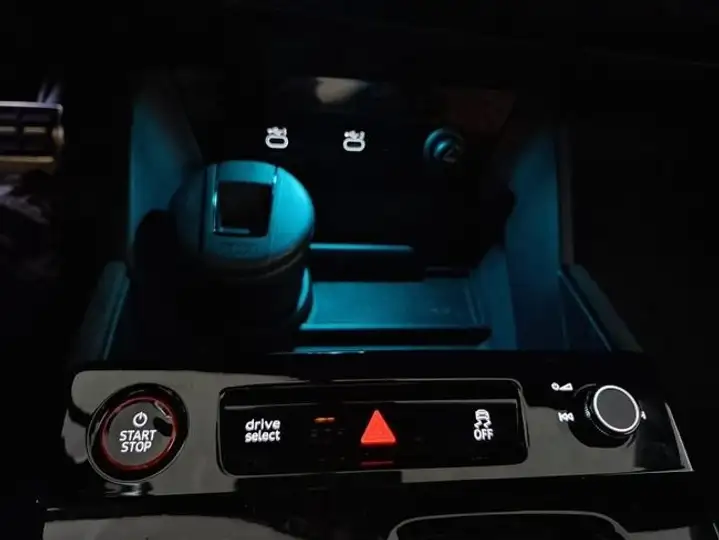 Audi A6 2024, foto 14