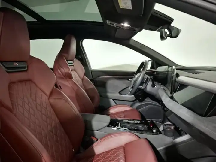 Audi A6 2024, foto 5