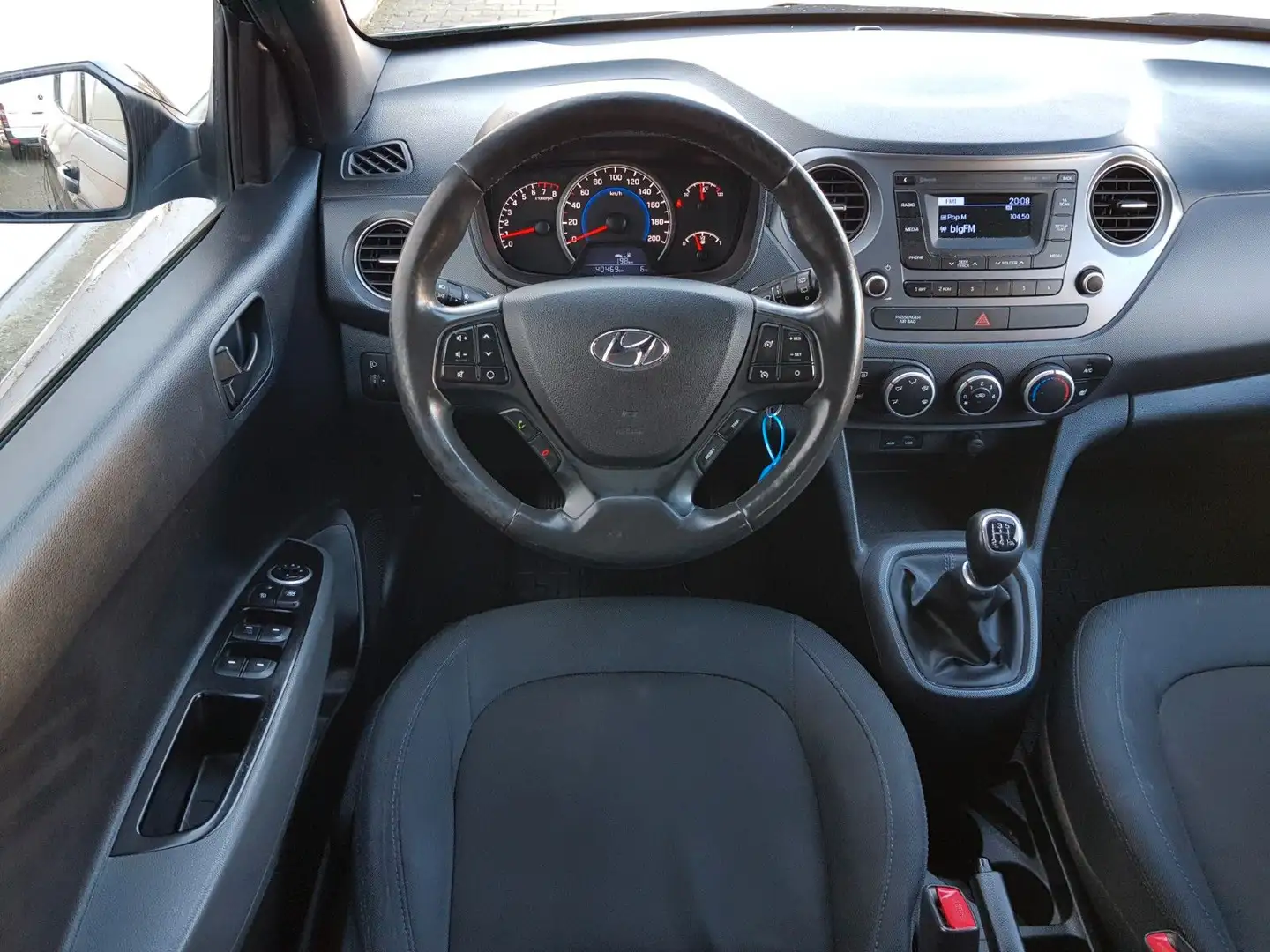 Hyundai i10 Passion Fekete - 2