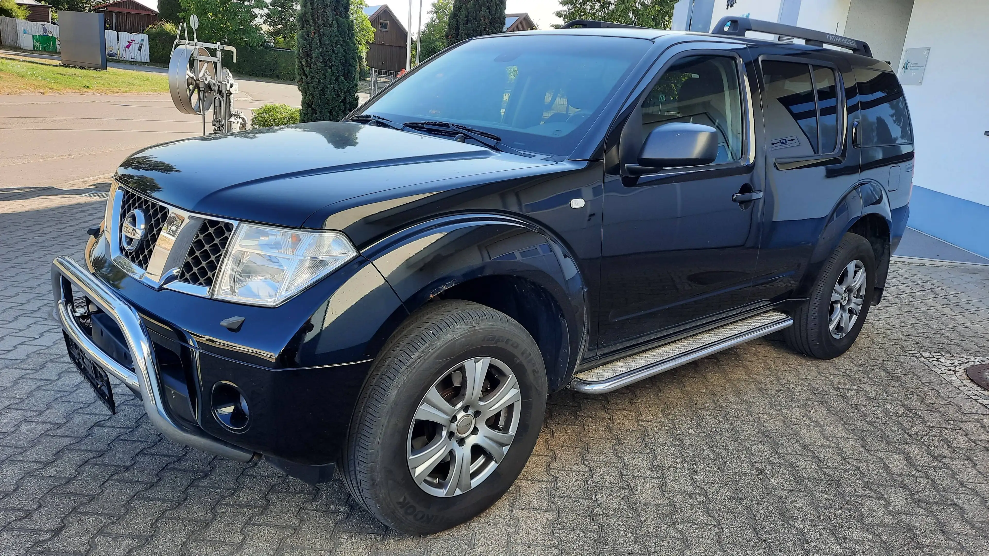 Nissan Pathfinder 2.5 dCi Elegance *Aus 1. Hand - 7 Sitzer - ALLRAD - KLIMAAUT*